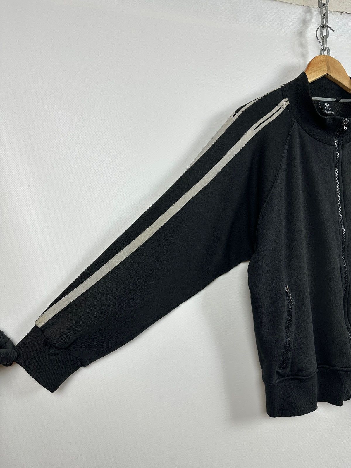 Band Tees Vintage Sick of It All Hardcore Faded Black Zip Track Jacket Size US L / EU 52-54 / 3 - 15 Thumbnail