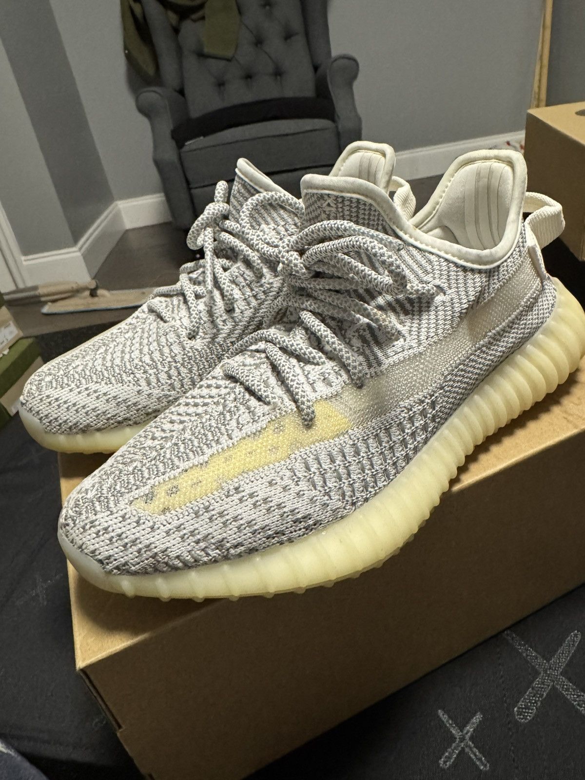 Adidas × Yeezy Adidas Yeezy Boost 350 V2 static non-reflective sz 6Y Size US 6 / EU 39 - 3 Thumbnail