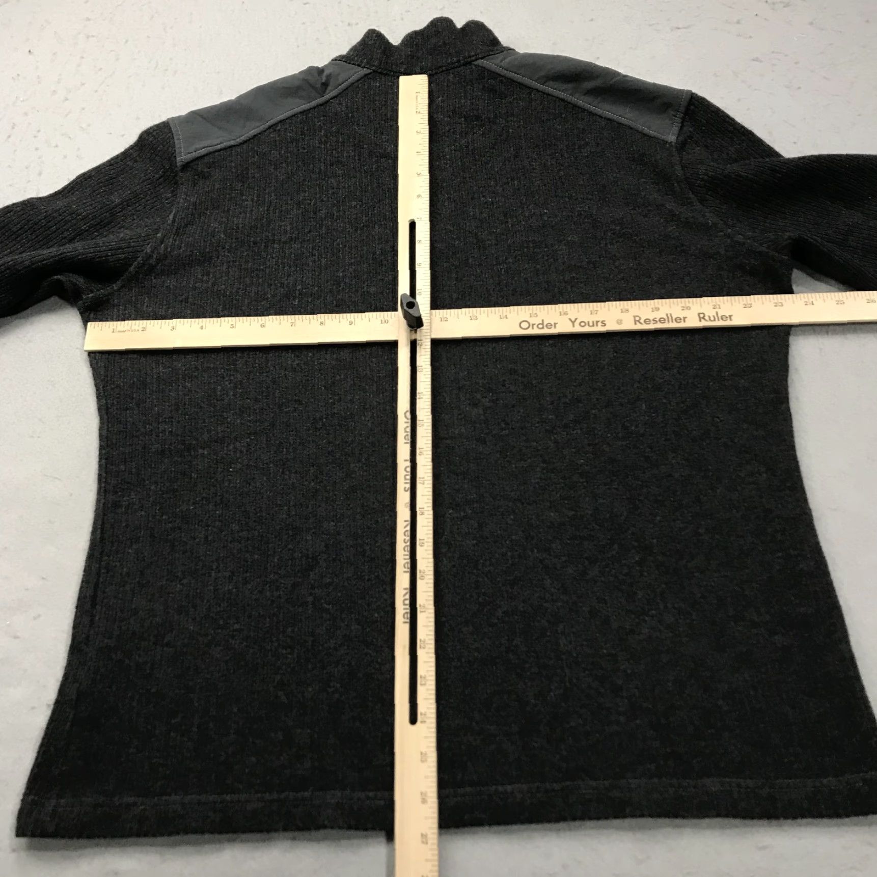 Vintage Kuhl Mens Sweater Pullover 1/4 Zip Gray Fleece M Winter Outdoor Hiking Logo Embroidered Zipper Classic Nature Regular Size: M Mens Size US M / EU 48-50 / 2 - 7 Thumbnail