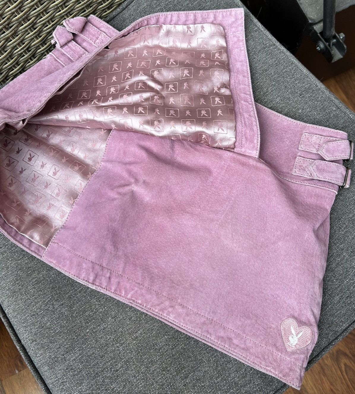 Playboy Vintage Playboy Pink Suede Bunny Head Logo Mini Wrap Skirt Size 32" / US 10 / IT 46 - 3 Thumbnail
