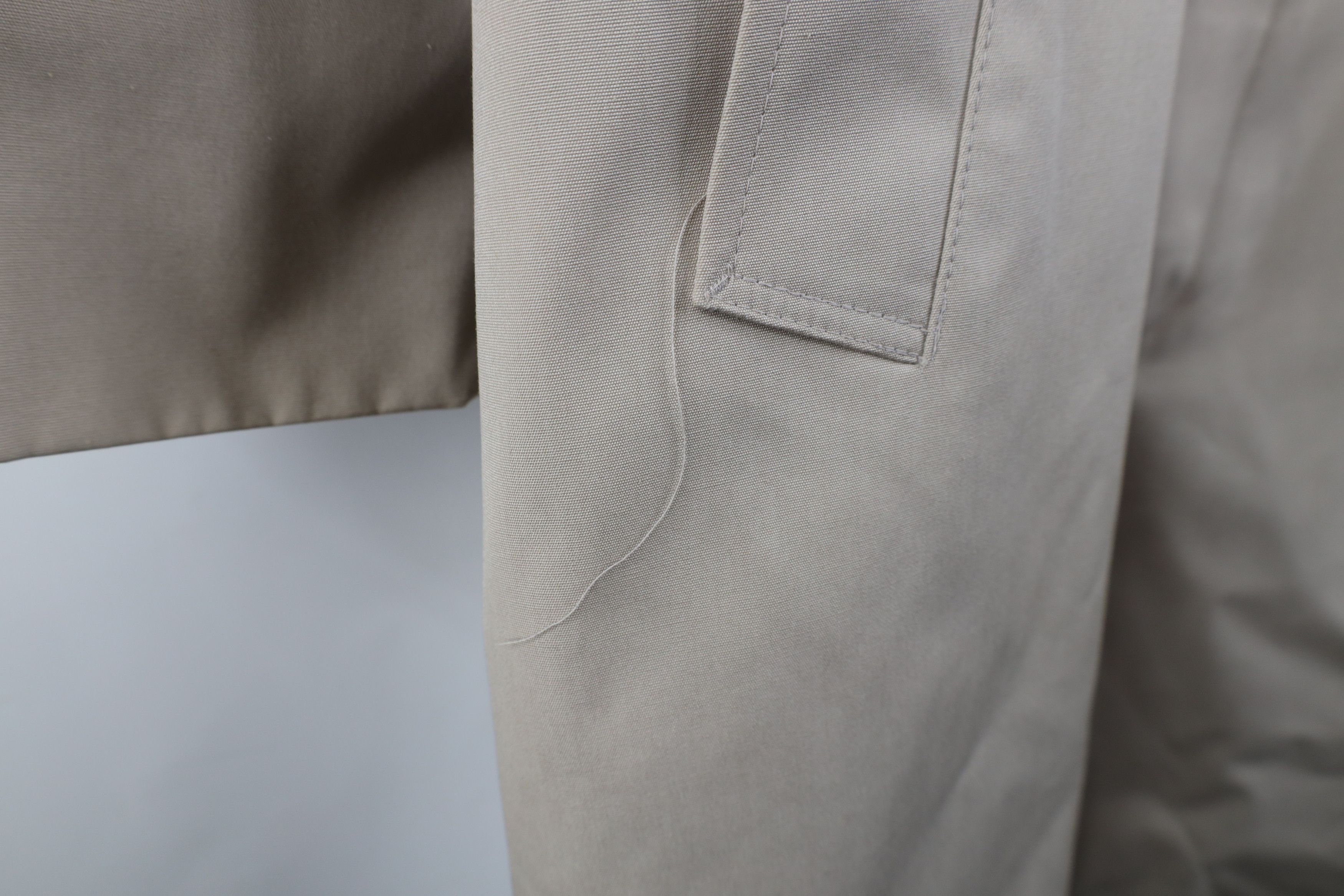 Vintage Vintage 70s Streetwear Button Trench Coat Rain Jacket Beige Size US L / EU 52-54 / 3 - 6 Thumbnail