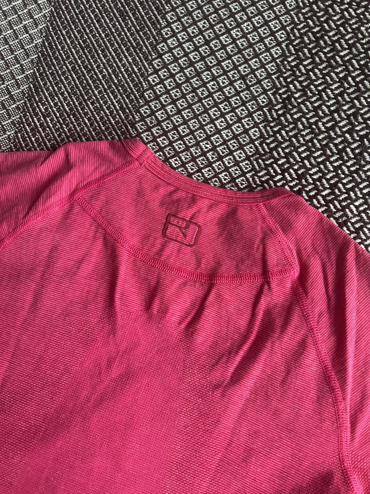 ORTOVOX Ortovox Pink Short Sleeve Tee Women Outdoor Size S Trecking Size S / US 4 / IT 40 - 10 Thumbnail