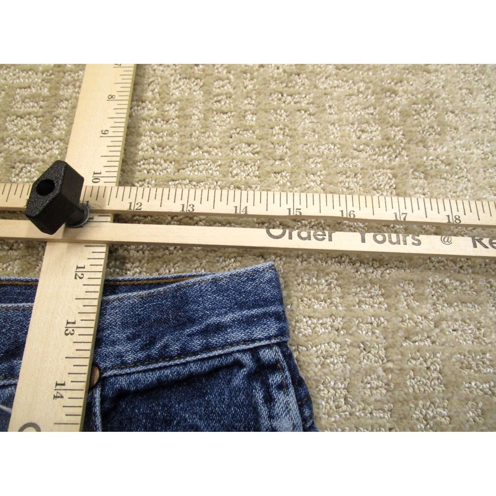 Wrangler VINTAGE Wrangler Jeans Women 14 Blue Tapered High Rise Dark Wash USA 90s Jeans Womens 14 Blue Dark Wash 90s Wrangler Logo 5-Pocket Denim USA Size 36" / US 14 / IT 50 - 6 Thumbnail