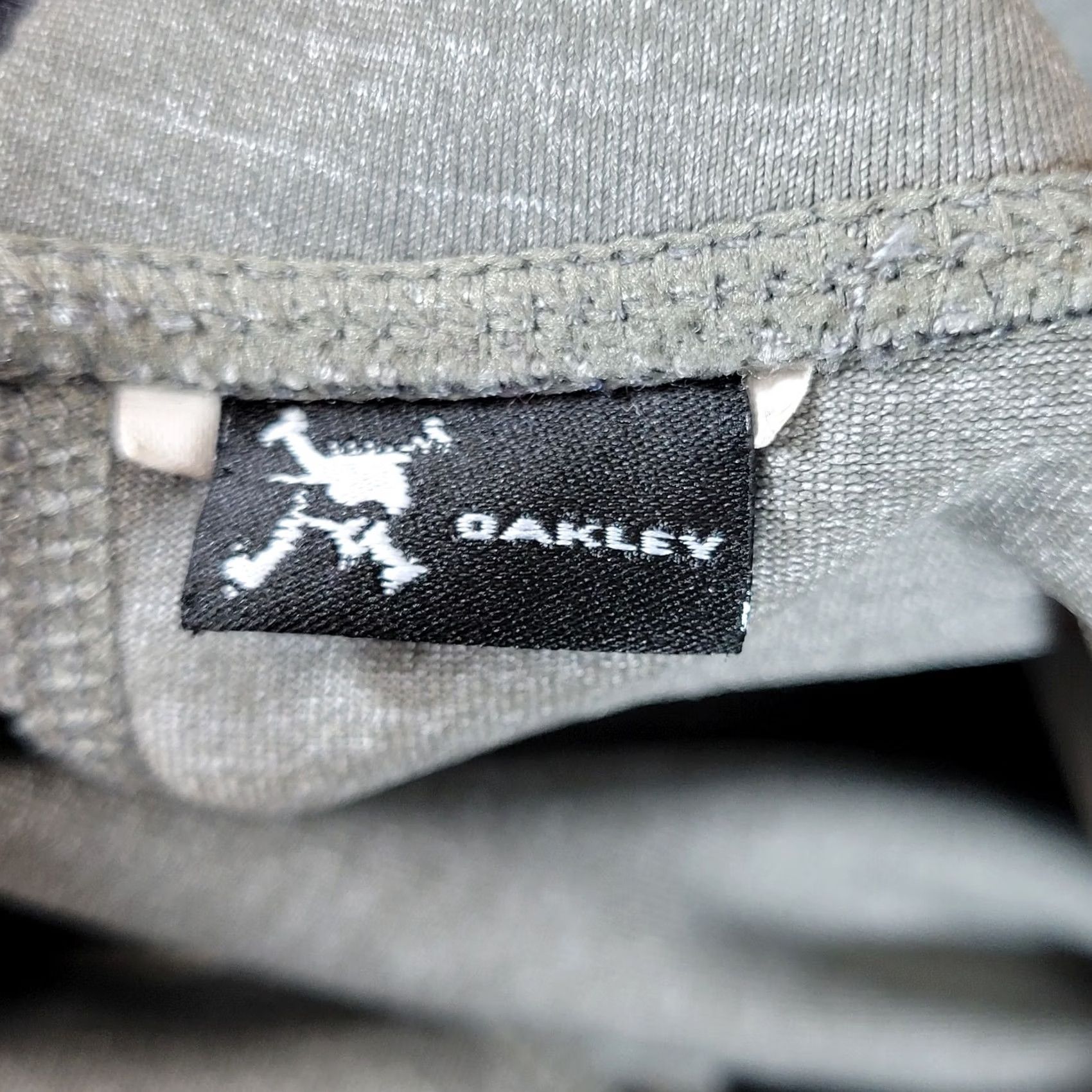 Oakley Oakley Ohydrolix Leggings Womens Size Medium Gray Cropped Stretch Workout Size 32" / US 10 / IT 46 - 7 Thumbnail
