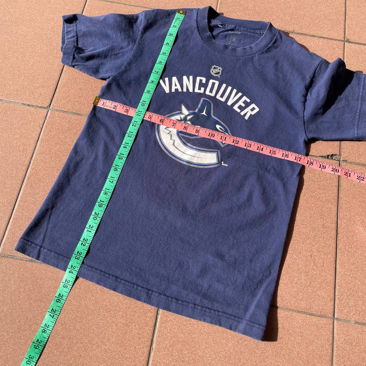 NHL ⭐️SALE⭐️ [XS] VANCOVER NHL VINTAGE TSHIRT GRAPHIC Size US XS / EU 42 / 0 - 2 Thumbnail
