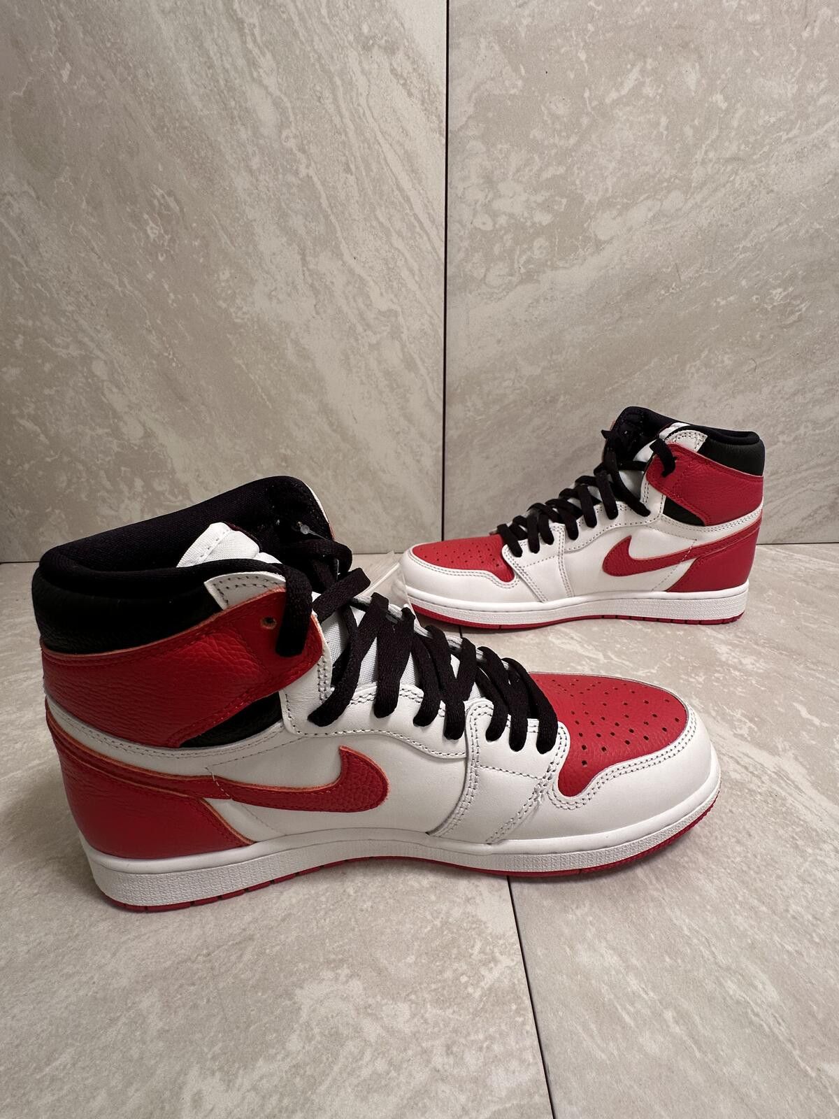 Jordan Brand Nike Air Jordan 1 Retro High OG Heritage Chicago sneakers 9 Size US 9 / EU 42 - 5 Thumbnail