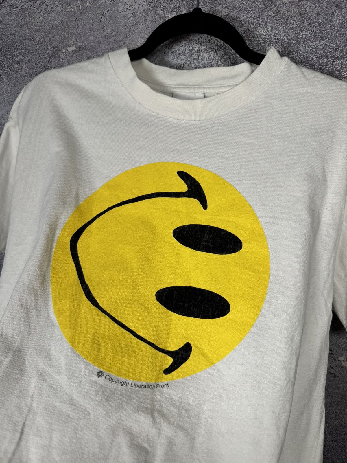 READYMADE READYMADE SMILEY FACE WHITE TEE Size US S / EU 44-46 / 1 - 7 Thumbnail