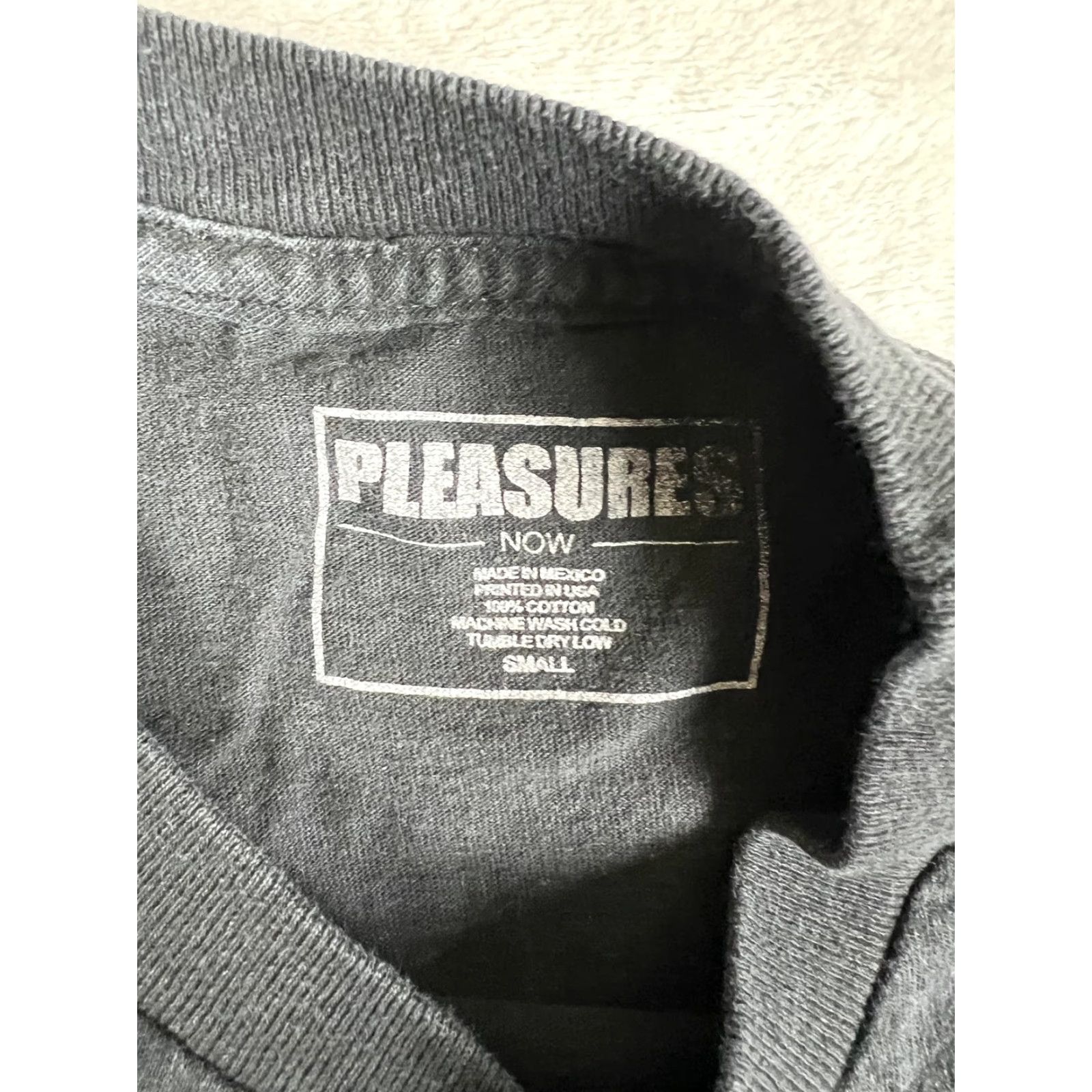 Pleasures Pleasures Now T-Shirt Mens Small Black Back Size US S / EU 44-46 / 1 - 7 Thumbnail