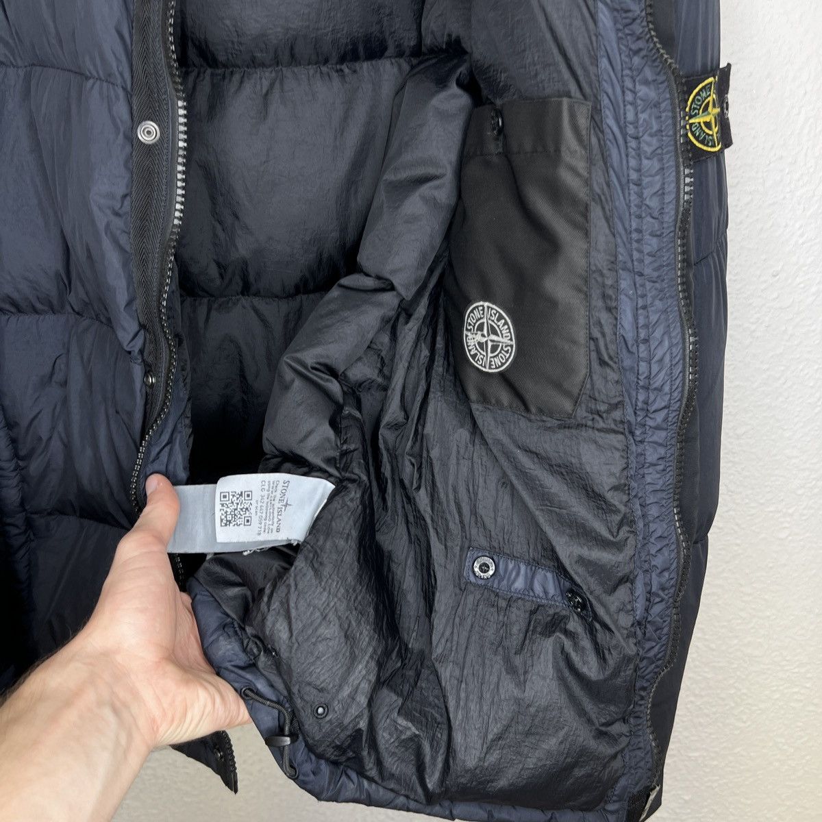 Stone Island Stone Island Puffer Goose Down Jacket Nylon Navy Badge Logo Size US L / EU 52-54 / 3 - 10 Thumbnail