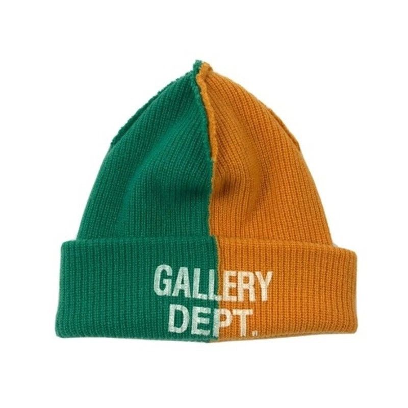 Gallery Dept. o1rshd1 Q:+207 / Size: OS / Beanie Cap / Hat in Green/Orange Size ONE SIZE - 1 Thumbnail