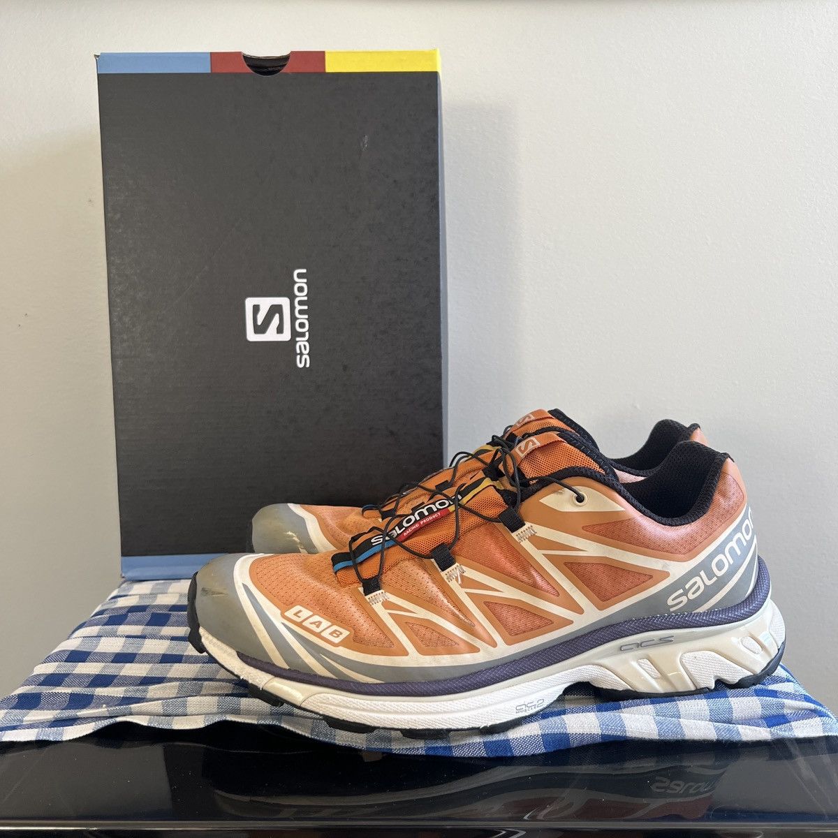 image of Salomon Xt-6 Apricot Buff Shoes in Orange, Men's (Size 10)