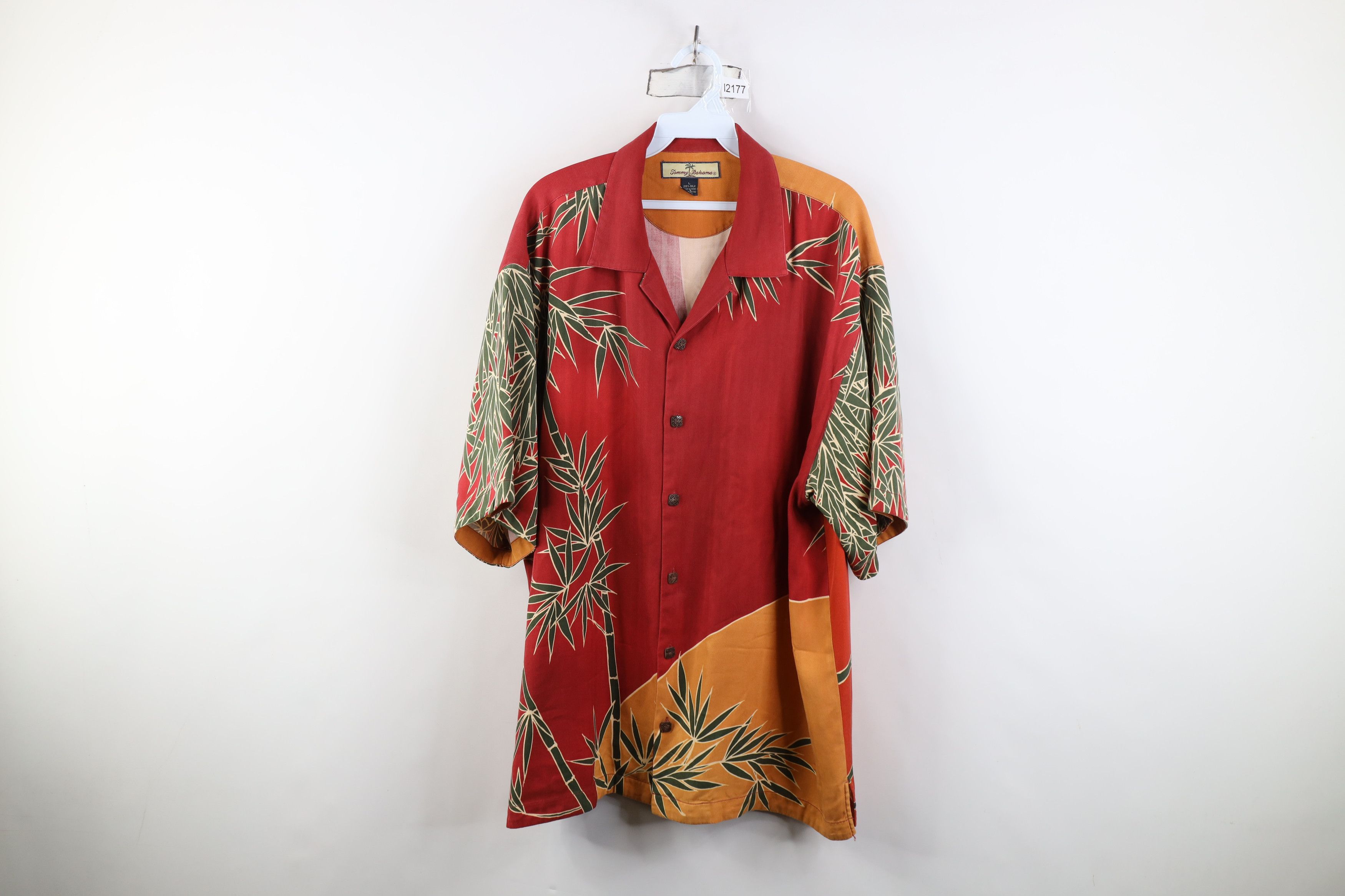 Tommy Bahama Vintage 90s Tommy Bahama Bamboo Looped Collar Button Shirt Size US L / EU 52-54 / 3 - 1 Thumbnail