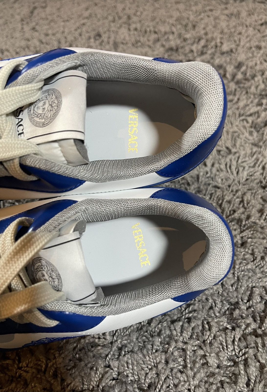 Versace Versace Medusa Logo Leather Sneakers White Blue Size US 8.5 / EU 41-42 - 11 Thumbnail