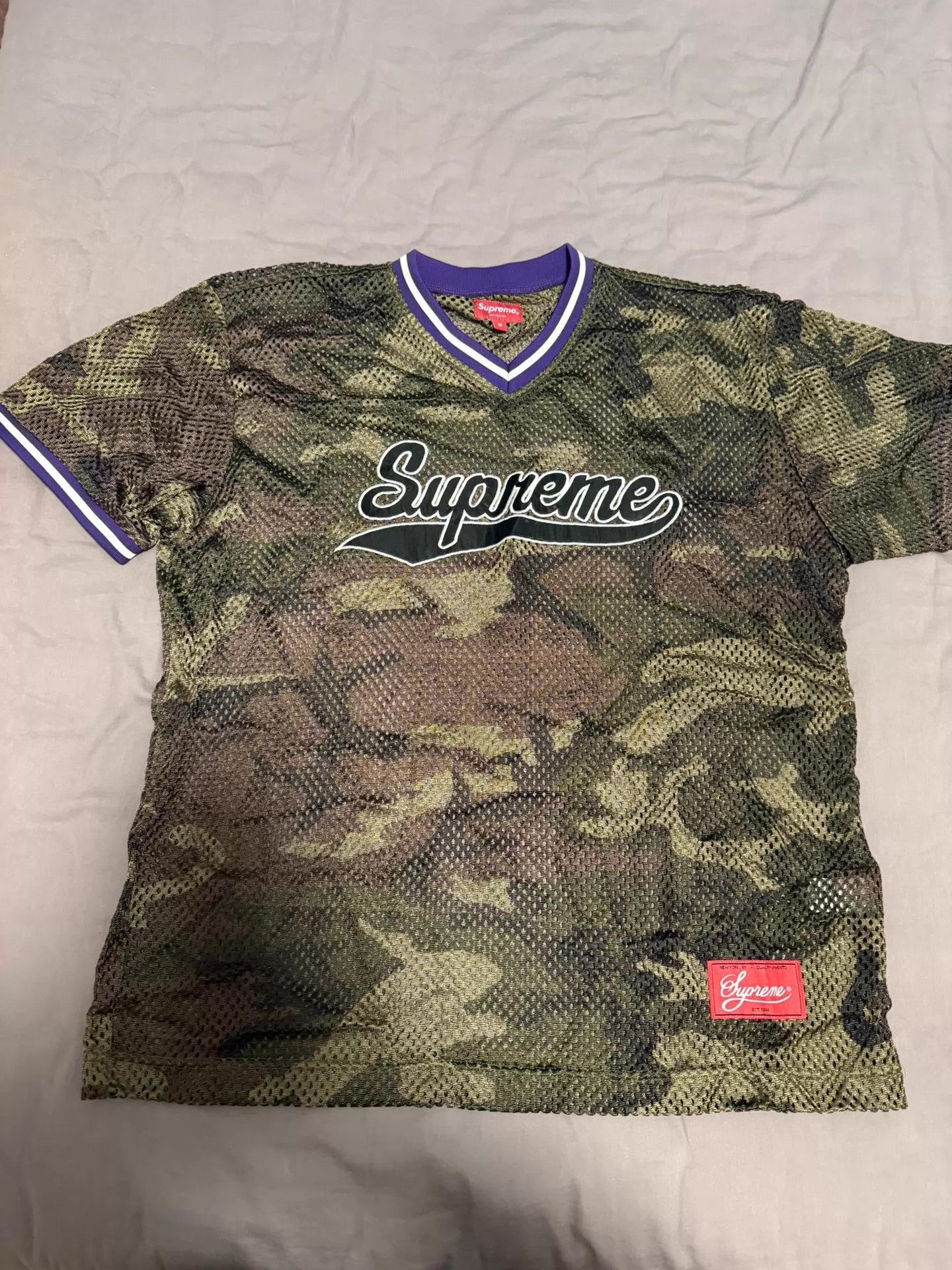 Supreme Supreme Camo Mesh Baseball Jersey M New Size US M / EU 48-50 / 2 - 1 Thumbnail