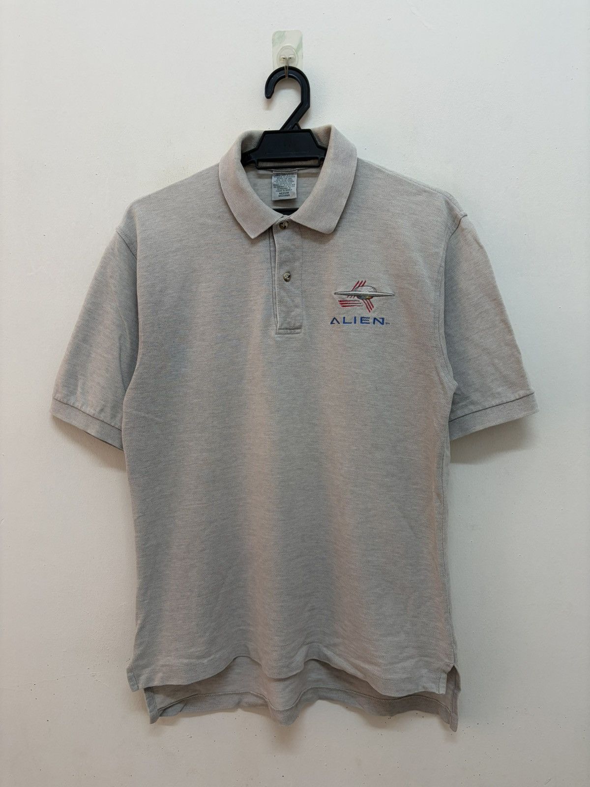 Vintage RARE 🔥 VINTAGE 90s ALIEN MOVIE PROMO POLO T EMBROIDERED LOGO Size US M / EU 48-50 / 2 - 1 Thumbnail