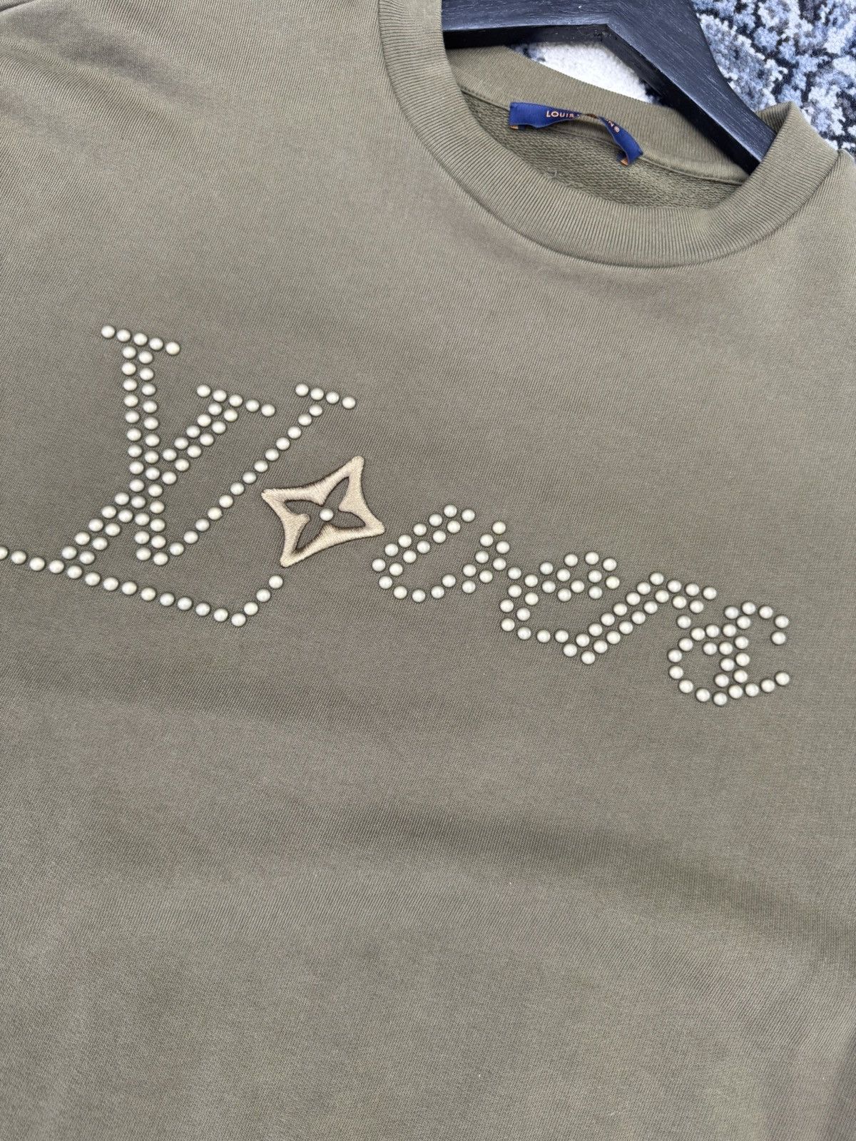 Louis Vuitton Louis Vuitton Lovers crewneck Size US XL / EU 56 / 4 - 2 Thumbnail