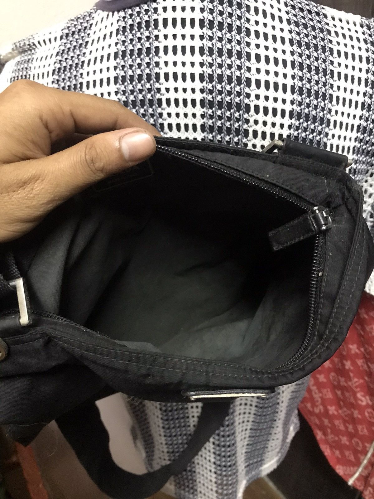 Prada Authentic Prada Black L size Shoulder Size ONE SIZE - 8 Thumbnail