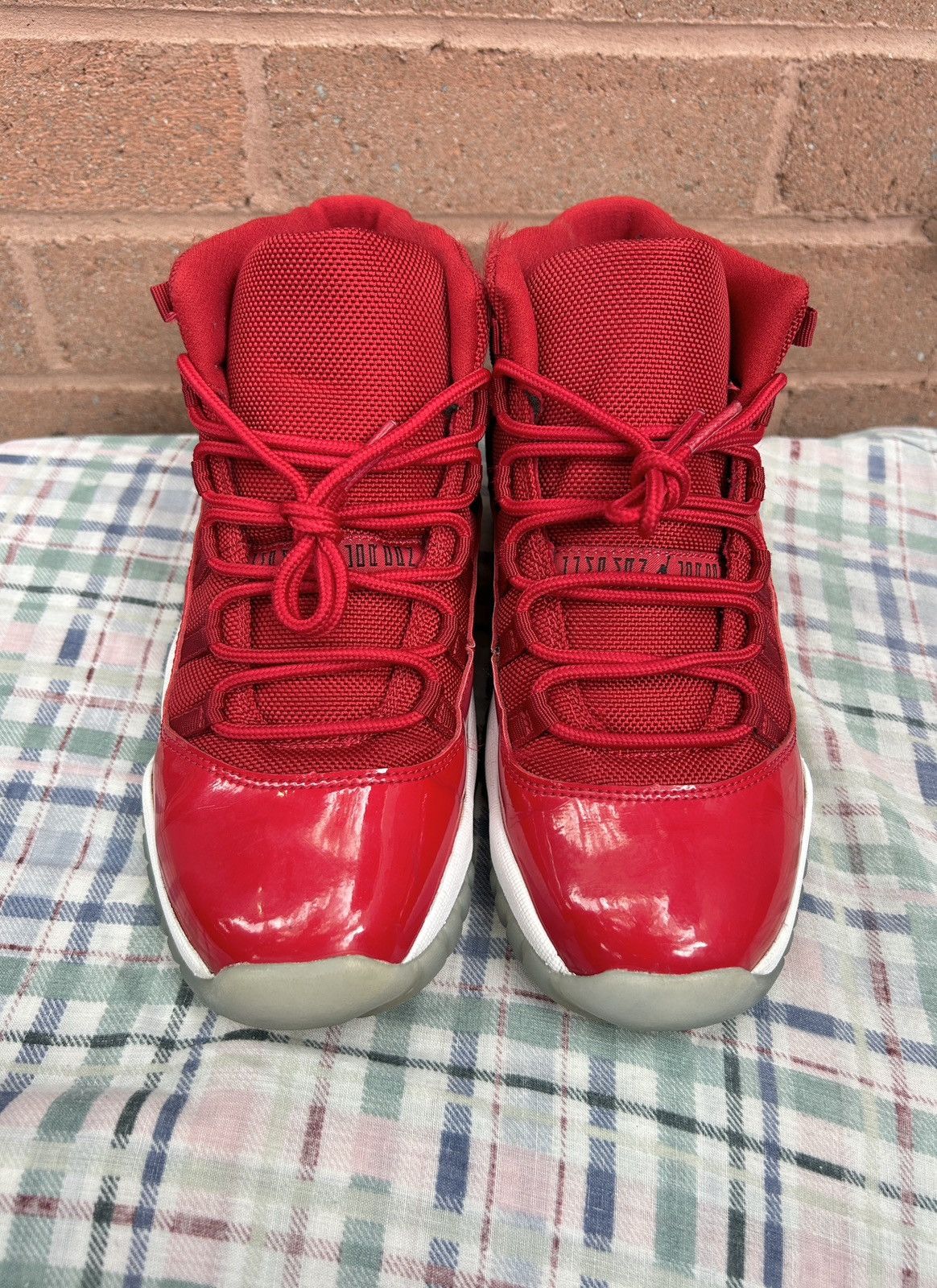 Jordan Brand × Nike Air Jordan 11 Retro Win Like 96 Size US 5 / EU 37 - 3 Thumbnail