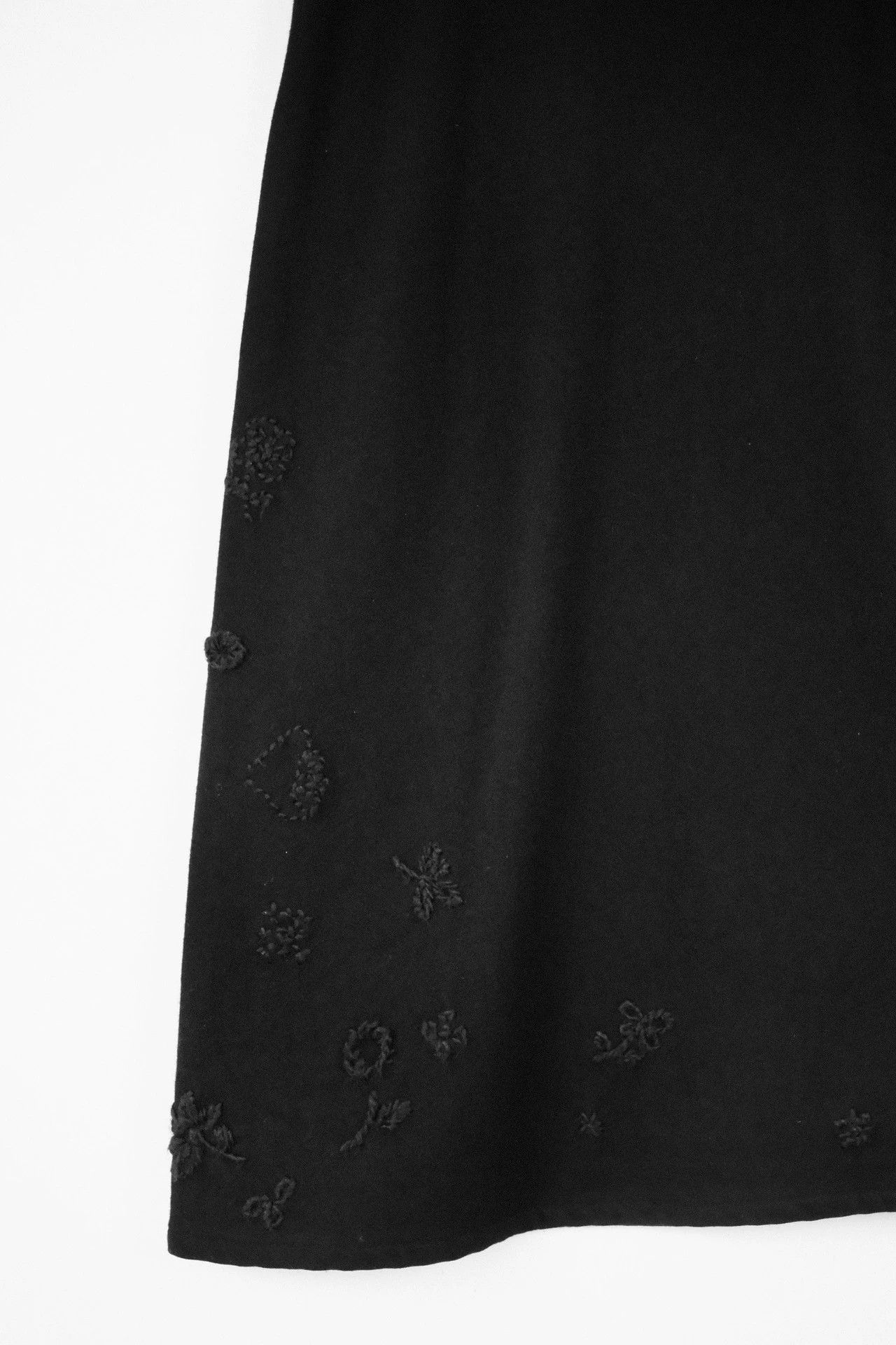 Yohji Yamamoto Yohji Yamamoto 14AW Vintage Wool 3D Embro women's Skirt Size 26" / US 2 / IT 38 - 5 Thumbnail