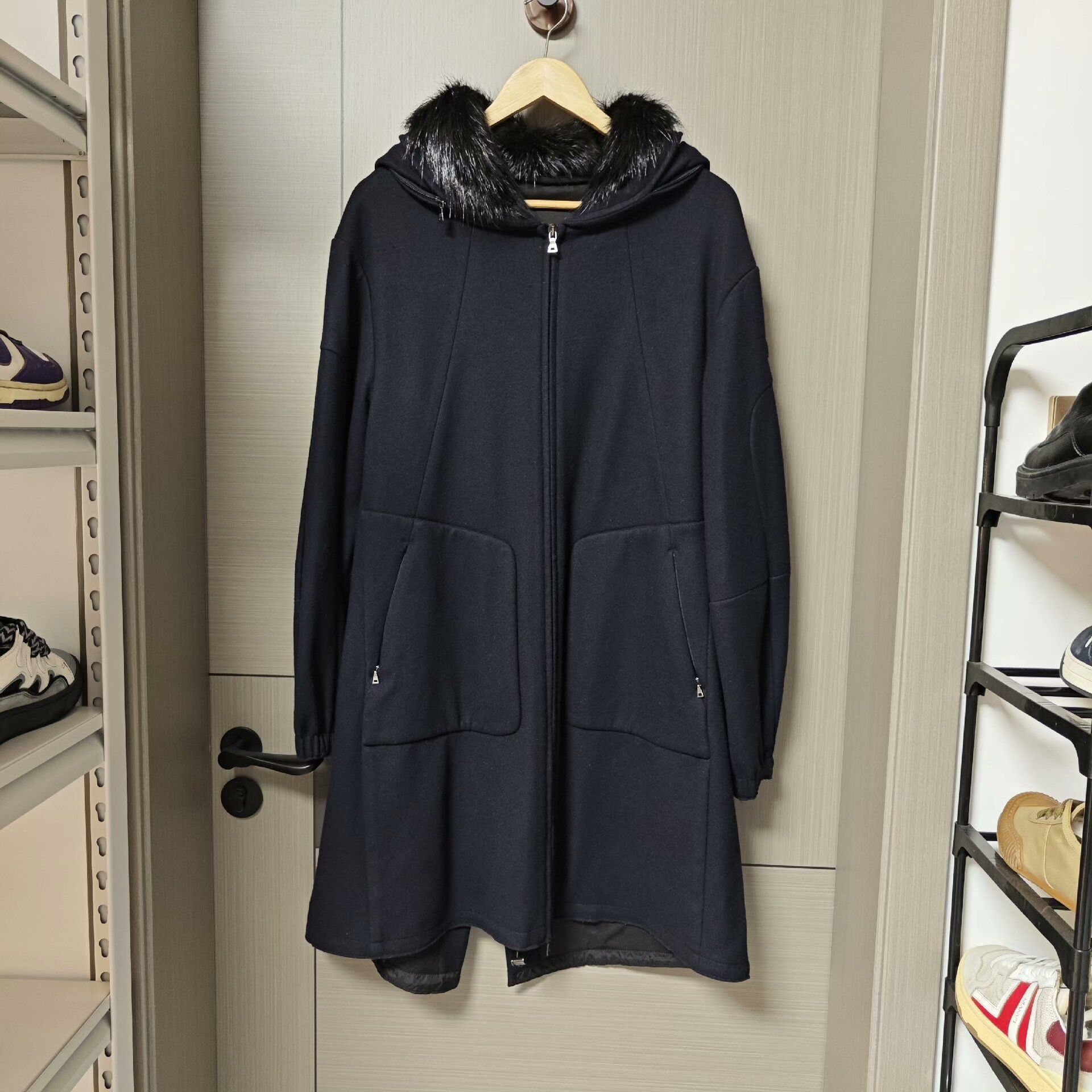 Prada Prada Wool Coat M Women Size M / US 6-8 / IT 42-44 - 1 Thumbnail