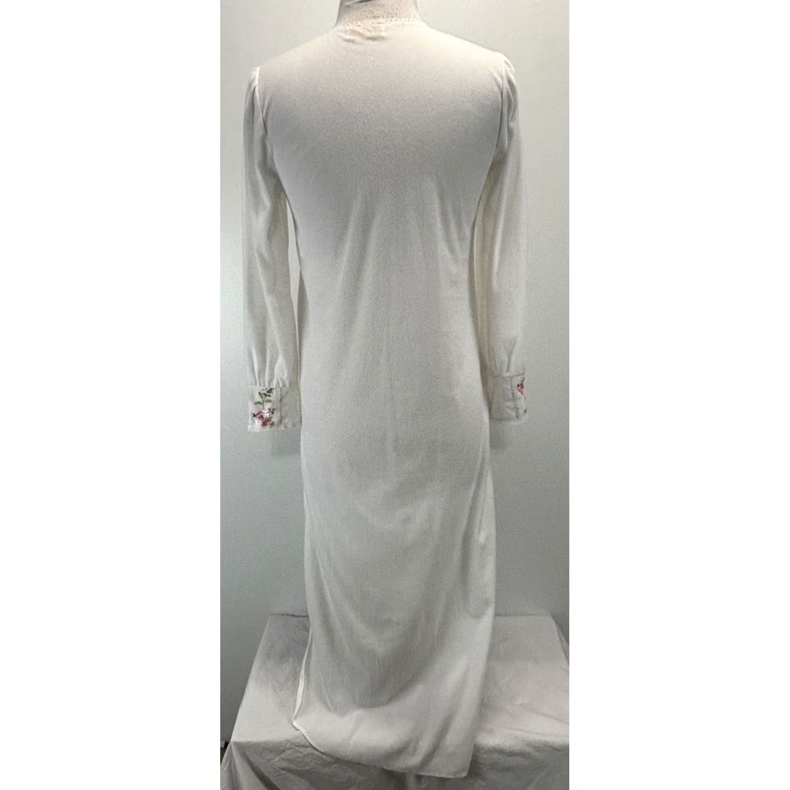 Lee VINTAGE Shannon Lee Nightgown Micro Fleece Ivory Floral Embroidered USA L Nightgown Women’s 1980s Victorian Nylon Regular, Original, Small RunMens? Size ONE SIZE - 3 Thumbnail