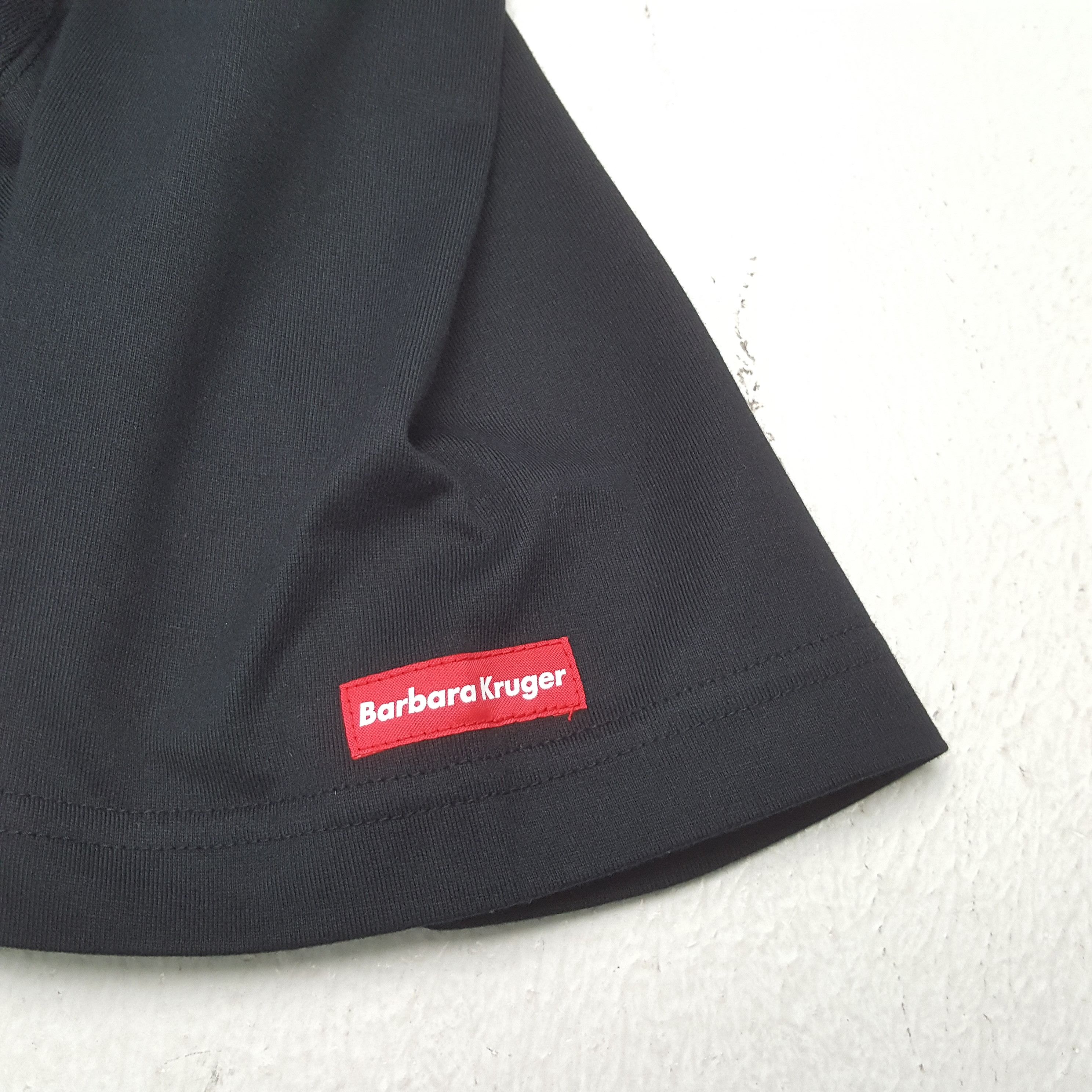 Barbara Kruger × Vintage BARBARA KRUGER x Japanese Brand Tshirt Size US L / EU 52-54 / 3 - 7 Thumbnail