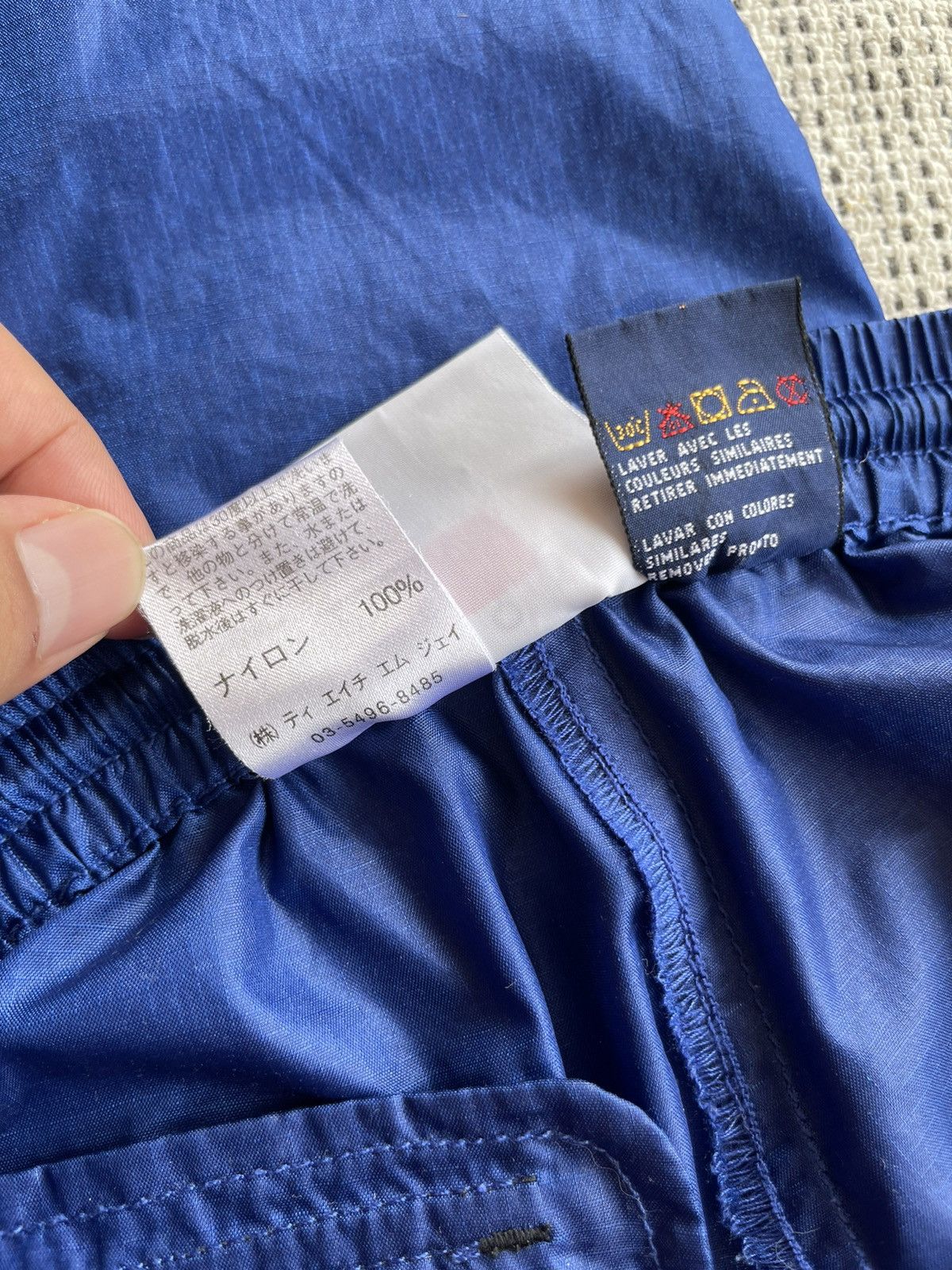 Tommy Hilfiger × Vintage Vintage 90s Tommy Hilfiger Nylon Pants Blue Metallic Size US 36 / EU 52 - 9 Thumbnail