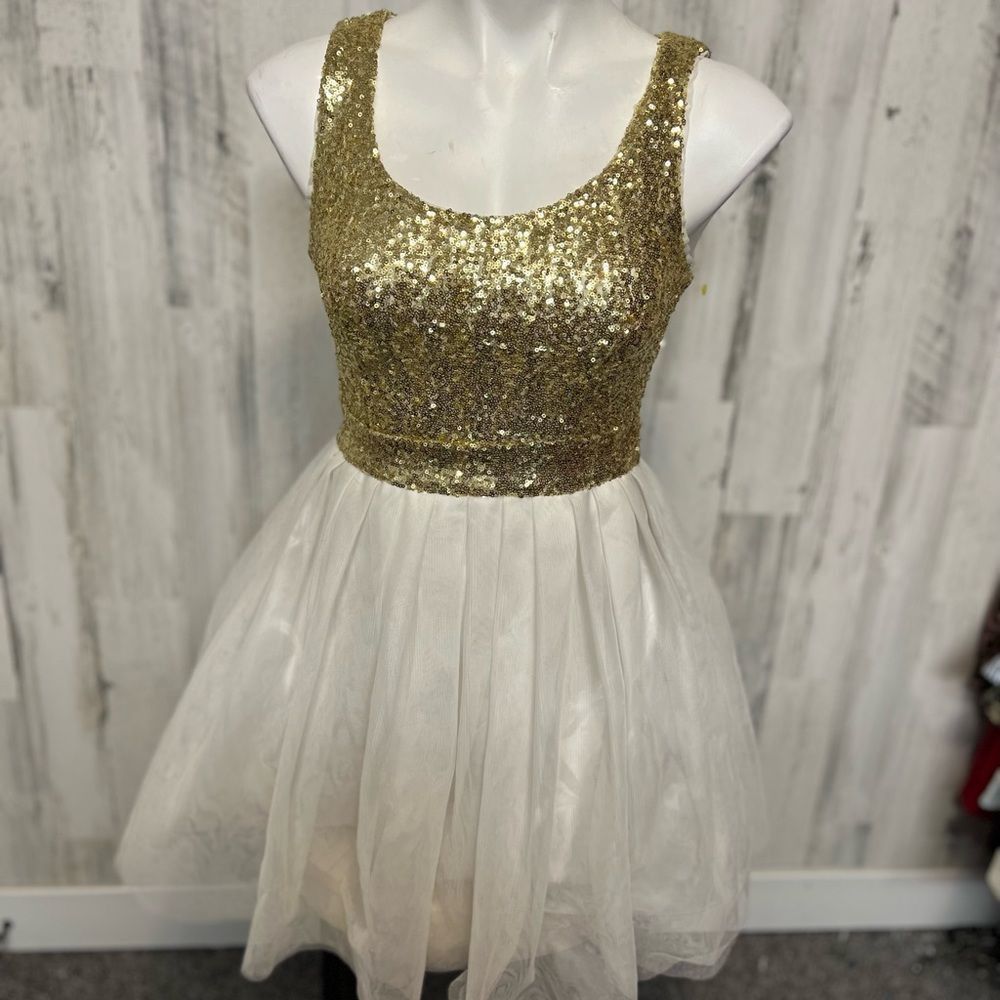 Other Gold Sequin Open-Back Party Dress B. Smart Size 5/6 Homecomi Size S / US 4 / IT 40 - 1 Thumbnail