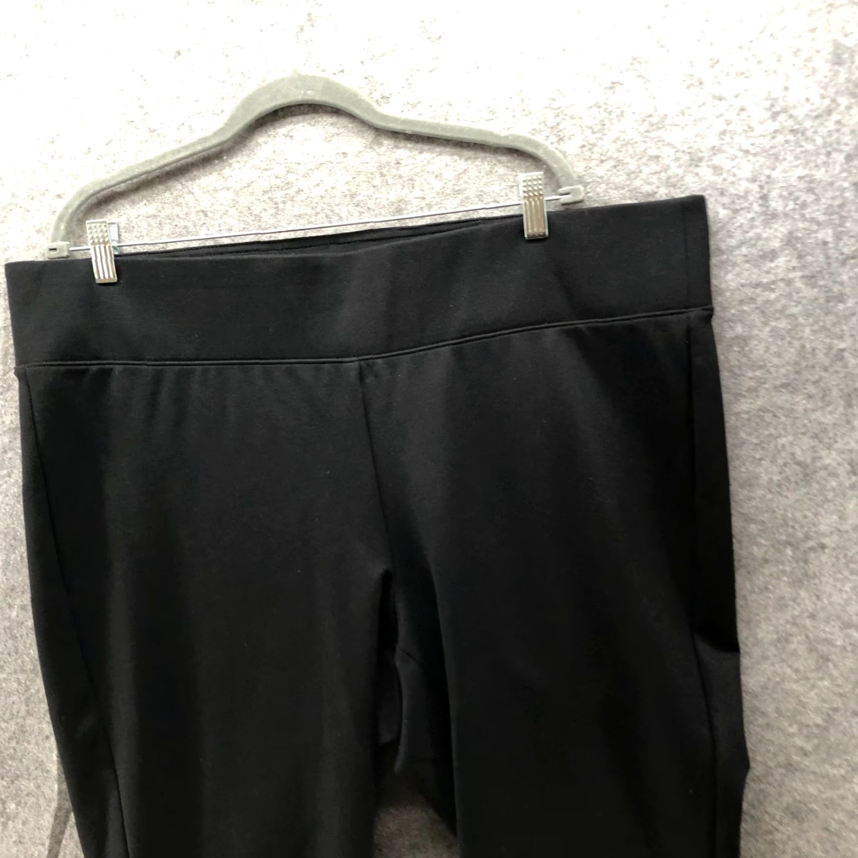 Torrid **Torrid Studio Women's 3XT Tall Black Ponte Legging Pants** User: Torrid Studio Women's 3XT Tall Black Ponte Legging Pants Stretch Pull-On Size 40" / US 18 - 3 Thumbnail