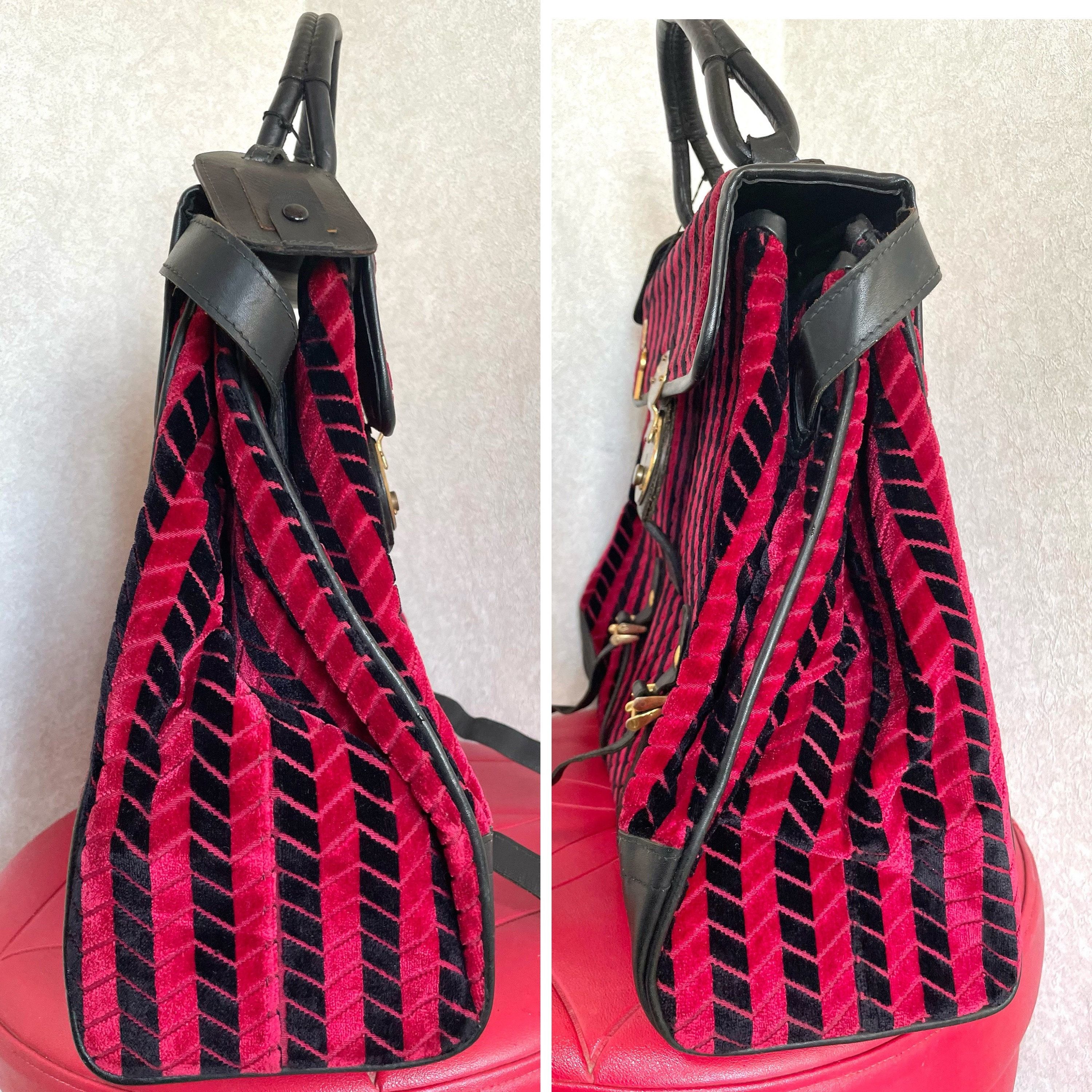 Roberta di Camerino Vintage Roberta di Camerino red and black velvet chevron bag Size ONE SIZE - 8 Thumbnail