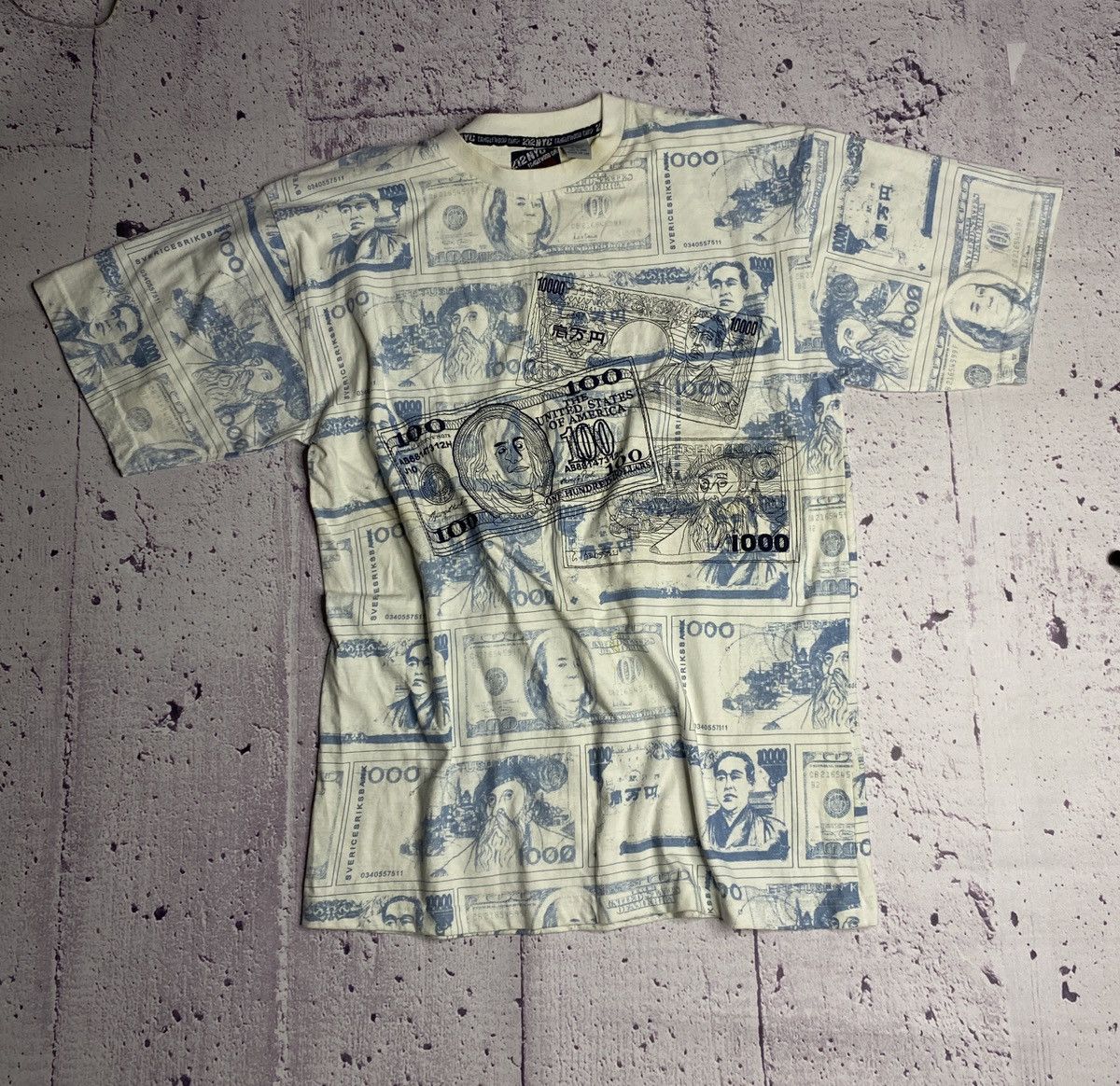 Pre-owned Vintage Men's  T-shirt Over Print Dollars 212 Nyc Tee In White