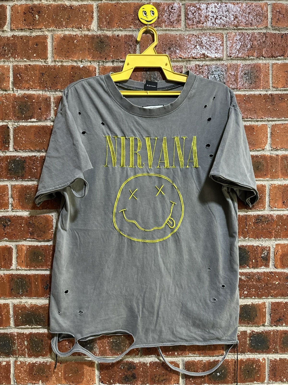 Band Tees Thrashed Vintage Nirvana Smile X Jouetie Distress Tee Size US L / EU 52-54 / 3 - 1 Thumbnail
