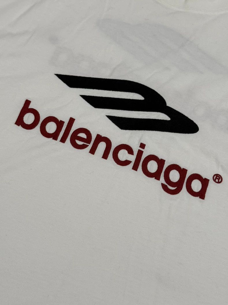 Balenciaga Balenciaga 3B Short Sleeve T-Shirt 2502-Nextarrow Size US M / EU 48-50 / 2 - 3 Thumbnail
