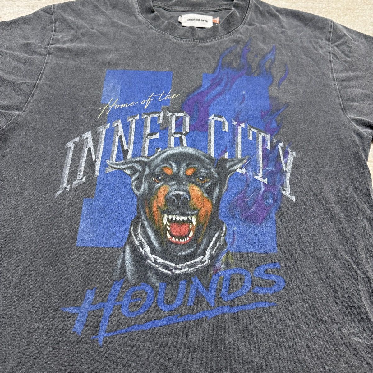 Honor the Gift Honor The Gift Inner City Hounds Oversized T-shirt Y2K Grey Size US S / EU 44-46 / 1 - 4 Thumbnail