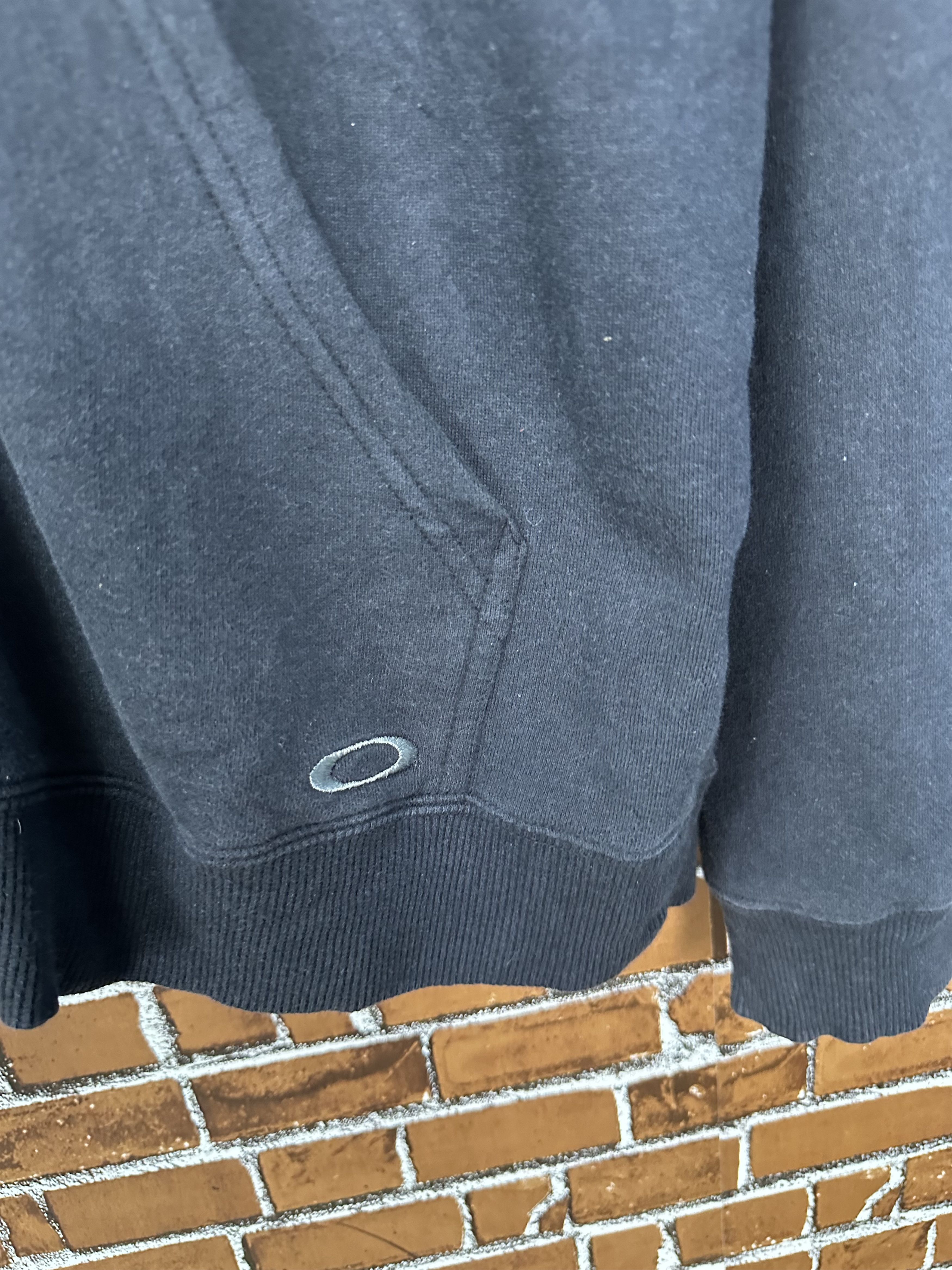 Oakley Vintage Oakley Sunfaded Zipper Hoodie Z441 Size US L / EU 52-54 / 3 - 4 Thumbnail