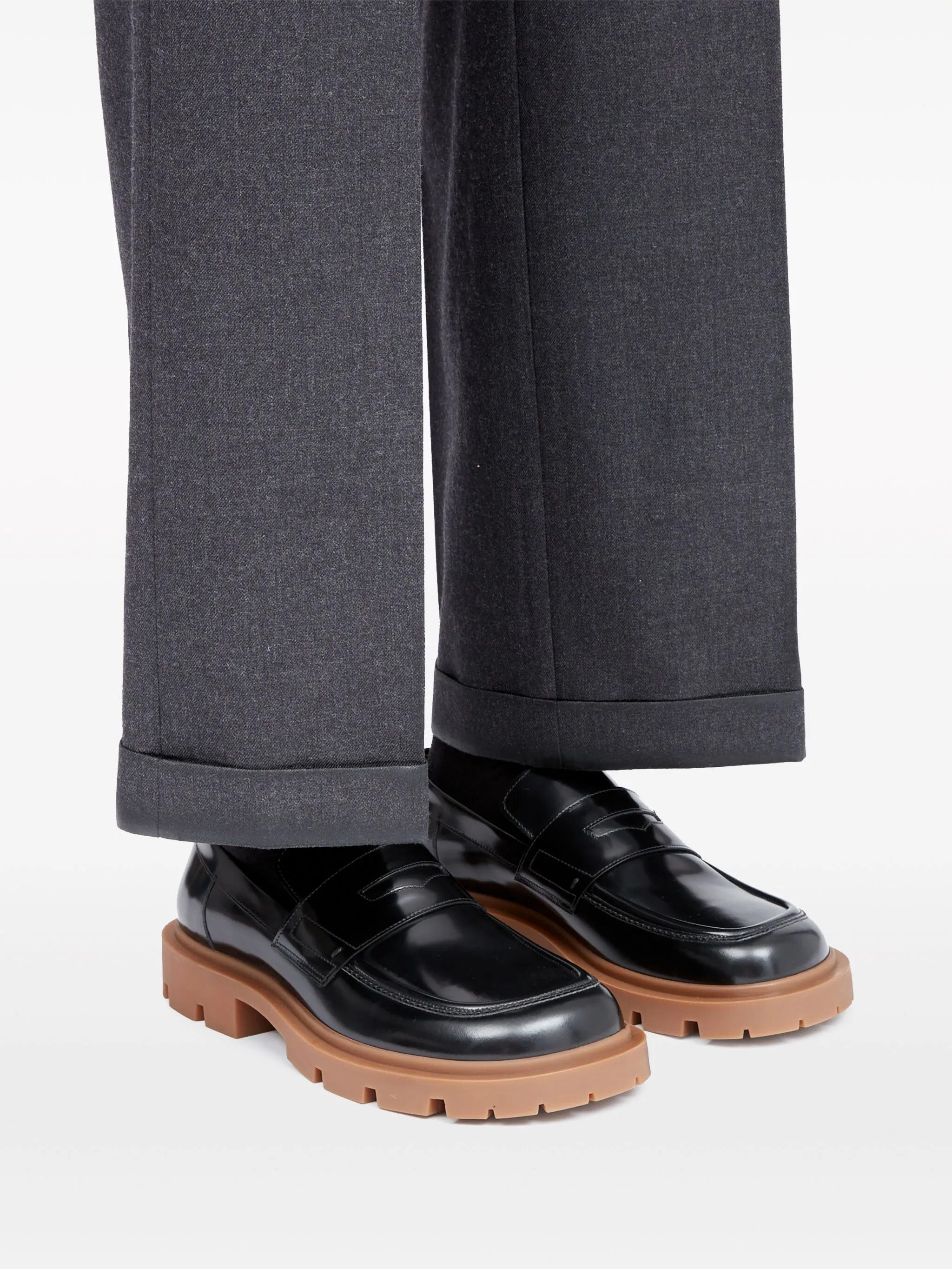 Maison Margiela o1w1db10425 Ivy Leather Loafers in Black/Orzo Size US 7 / EU 40 - 6 Thumbnail
