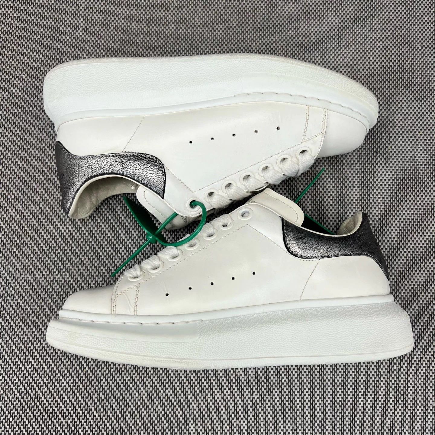 Alexander McQueen McQueen Silver Tail Sneakers - Size 36.5 Size US 5.5 / IT 35.5 - 2 Thumbnail