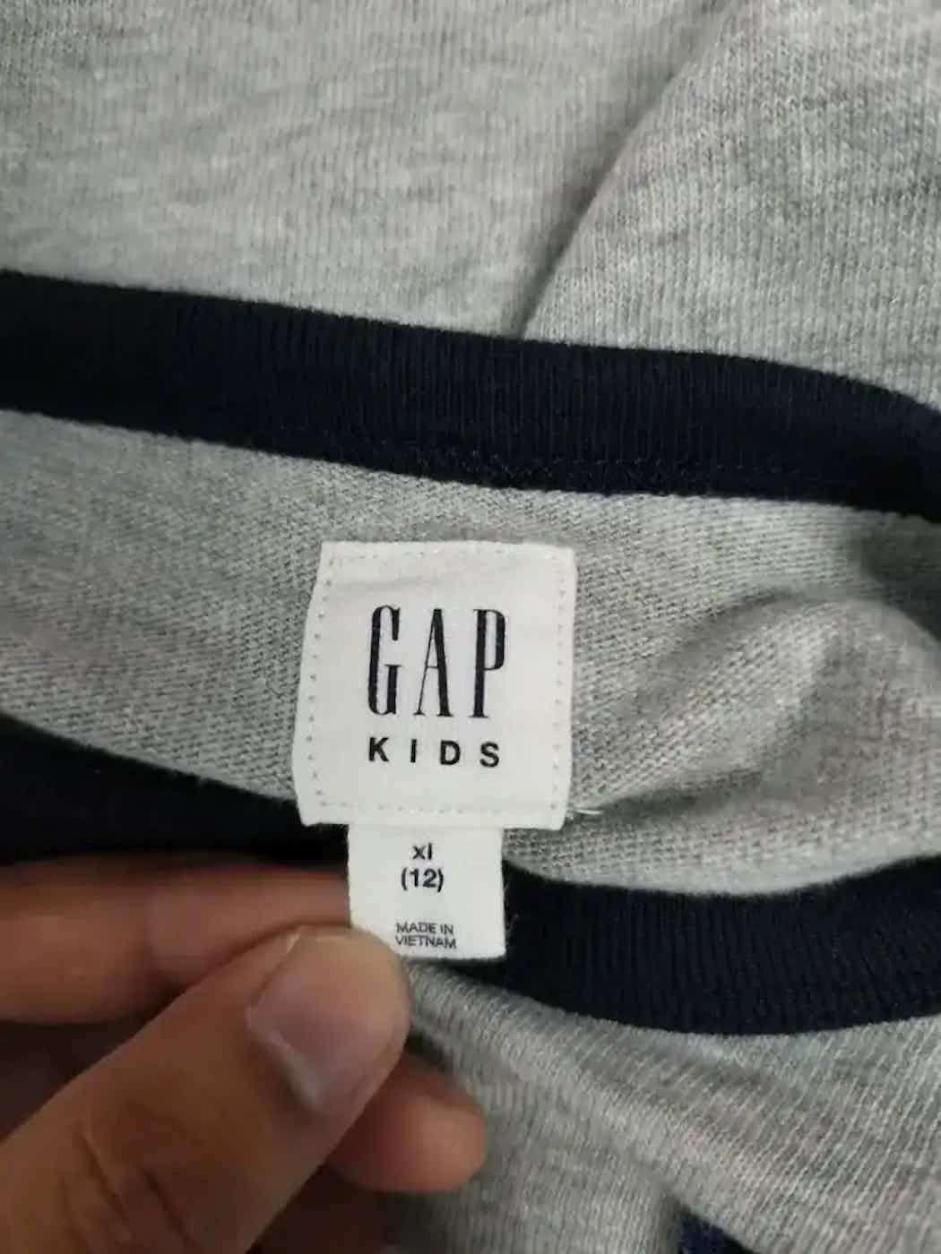 Gap Vintage GAP Big Logo Sweatshirt Size US S / EU 44-46 / 1 - 3 Thumbnail