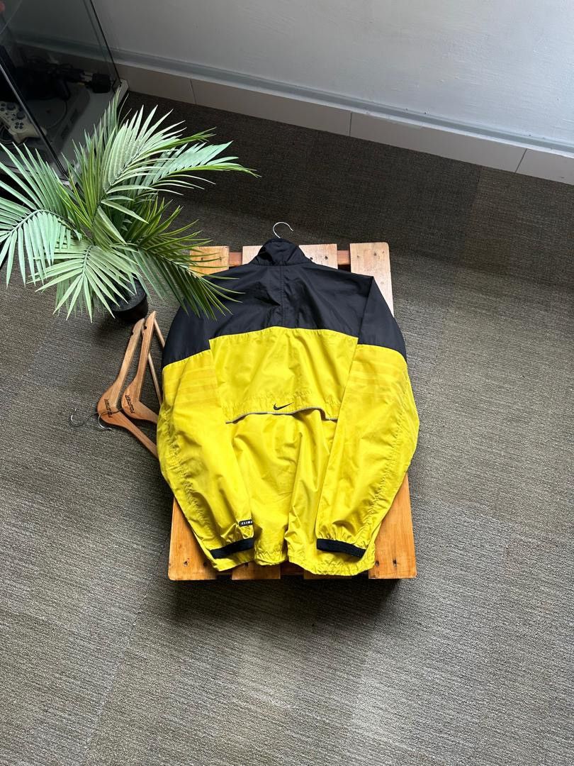 Nike × Vintage VINTAGE NIKE WINDBREAKER Size US L / EU 52-54 / 3 - 2 Thumbnail