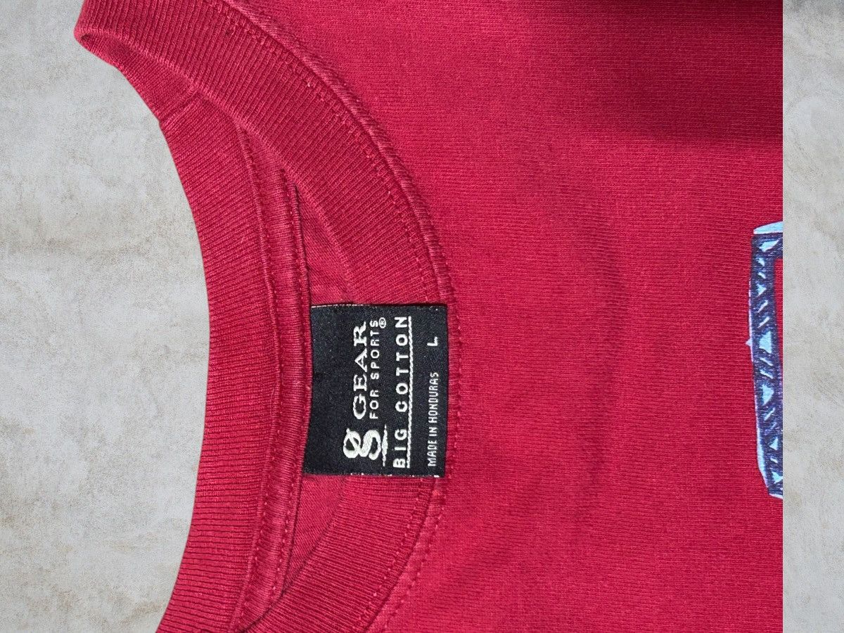 Gear for Sports Vintage red Poipu Bay golf tee from Kauai, Hawaii. Size US L / EU 52-54 / 3 - 4 Thumbnail