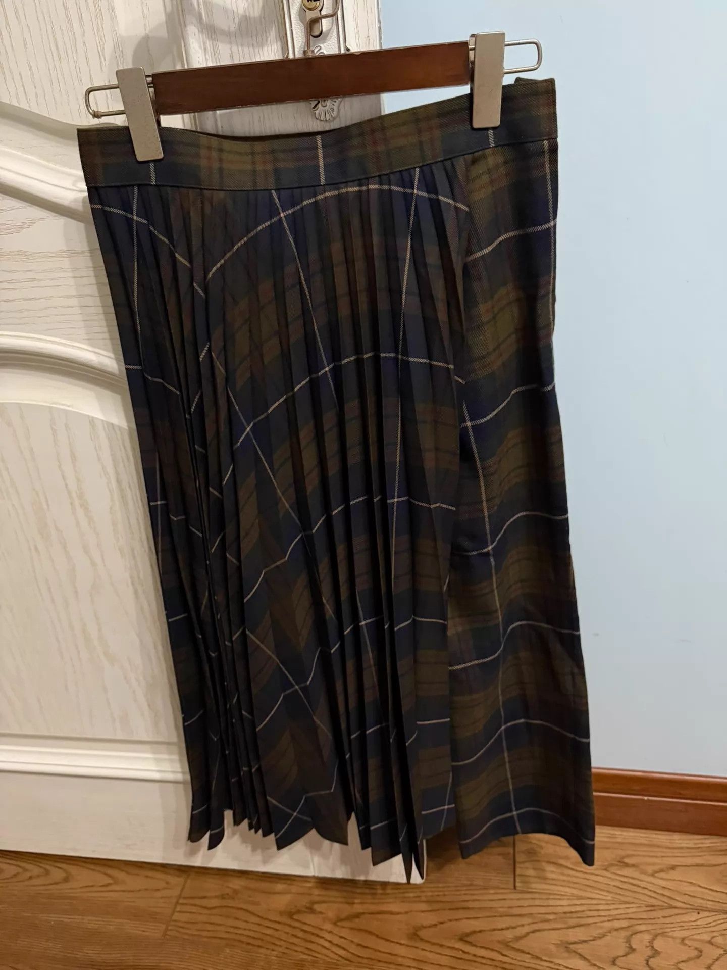 Junya Watanabe Junya Watanabe Pleated Culottes 95 New Waist 72 Size 26" / US 2 / IT 38 - 1 Thumbnail
