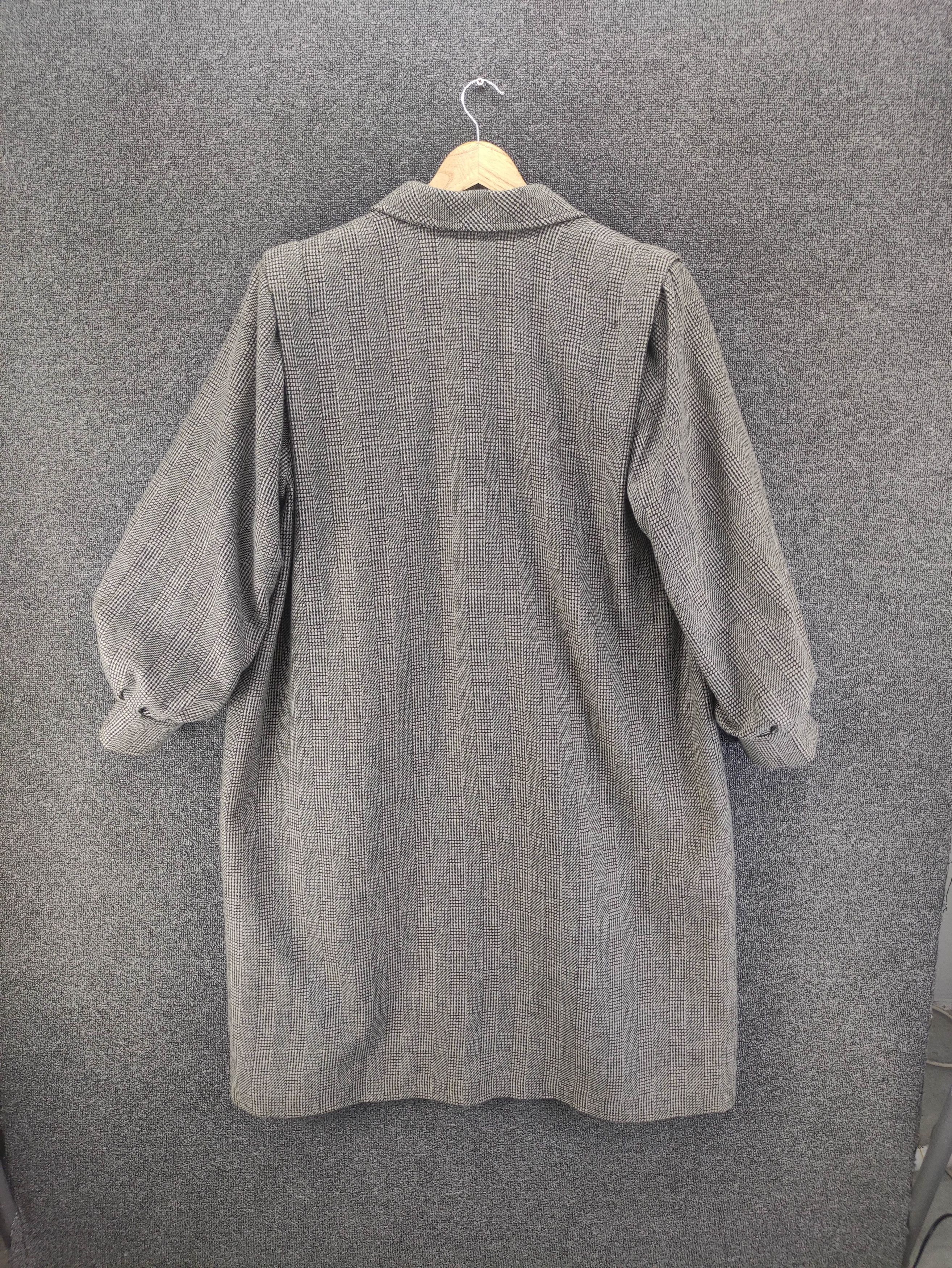 Ungaro Paris Vintage Ungaro Paris Long Wool Jacket Size XXL / US 16-18 / IT 52-54 - 8 Thumbnail