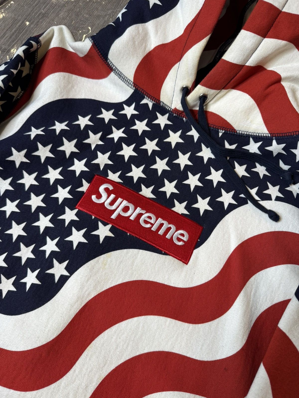 Supreme Supreme Box Logo Hoodie FW14 Size S American Flag Pattern Size US S / EU 44-46 / 1 - 5 Thumbnail