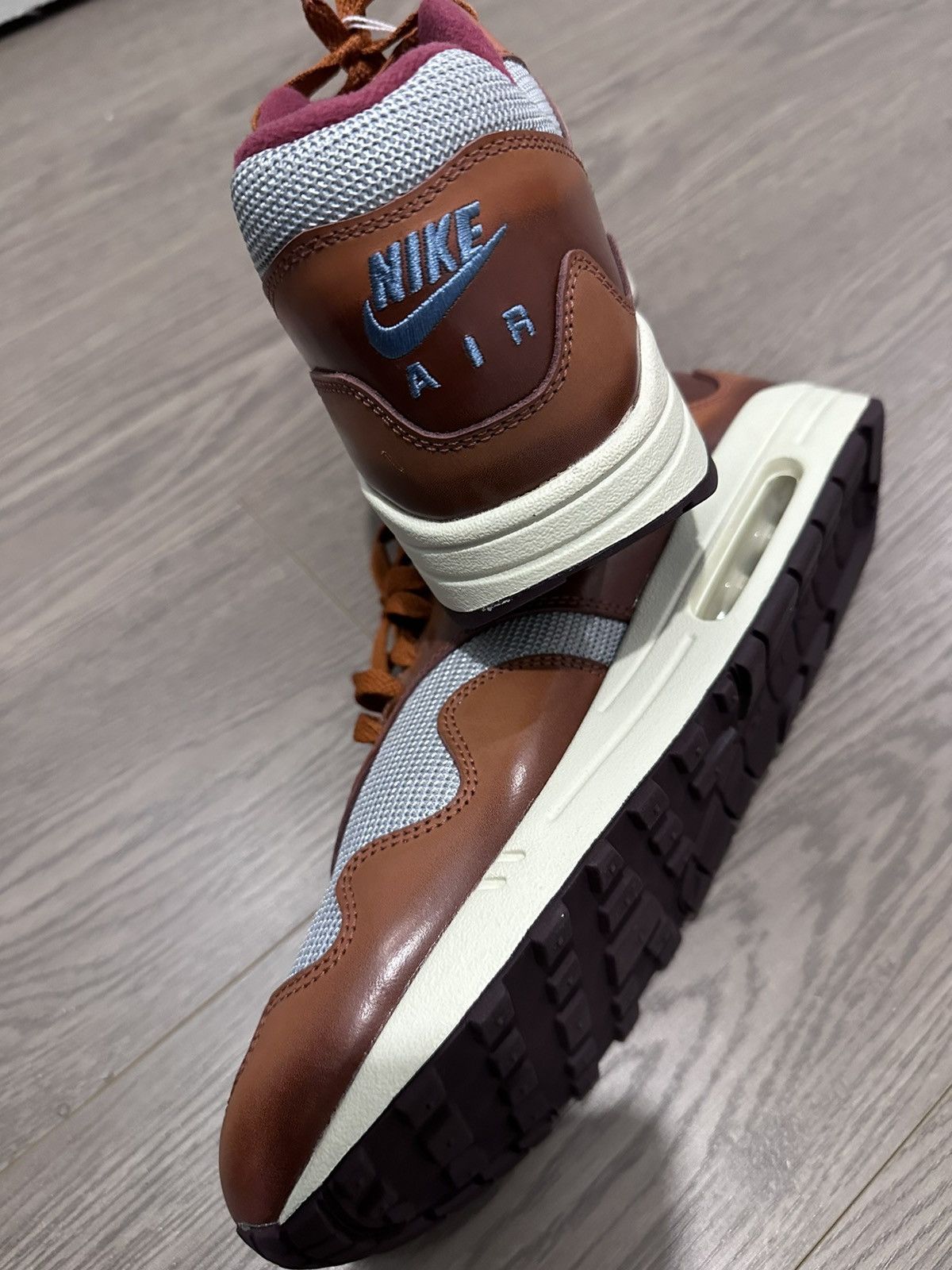 Nike × Patta Nike X Patta Air Max 1 Size US 11 / EU 44 - 6 Thumbnail