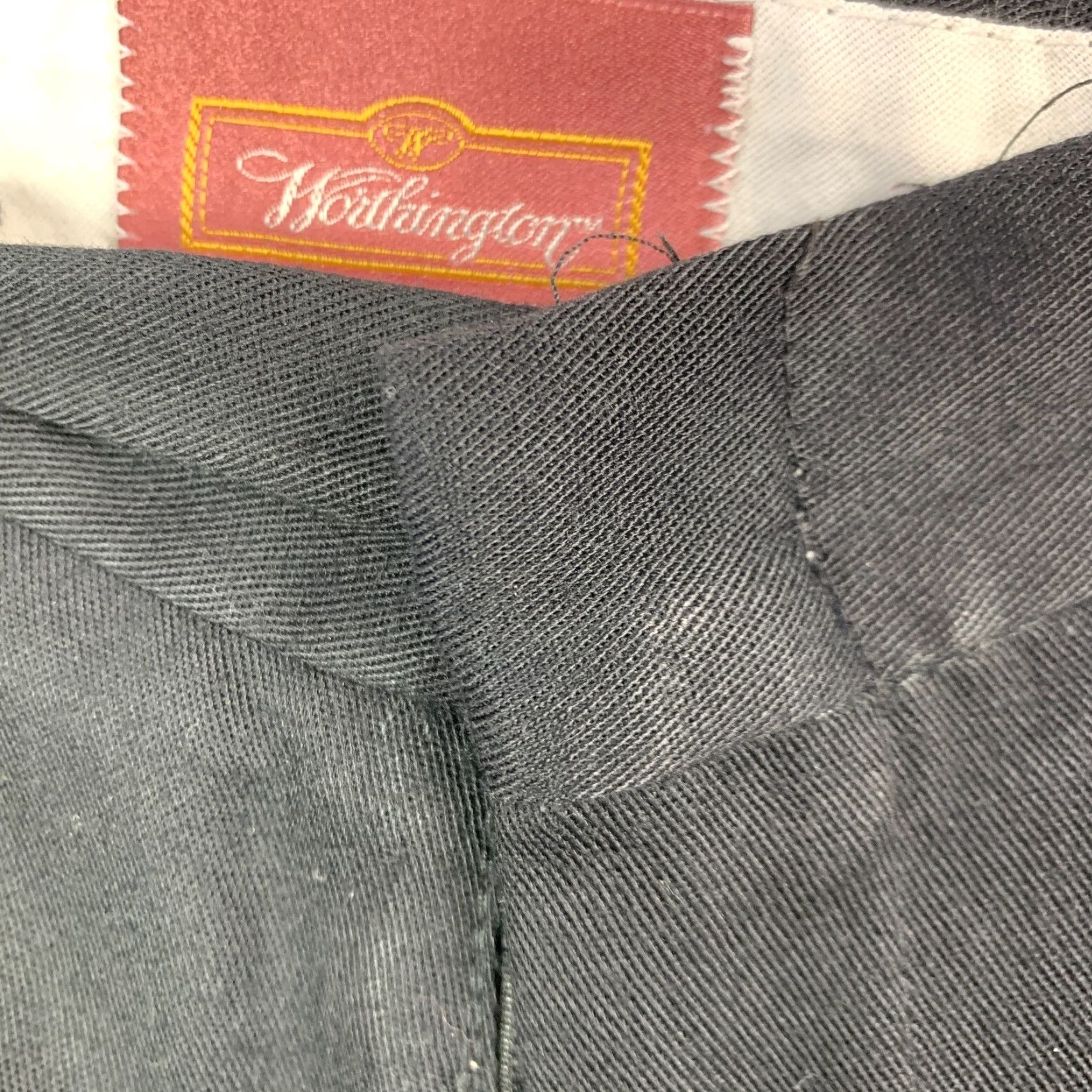 Worthington VINTAGE Worthington Black Tapered Pleated Pants Womens XS Waist 24" Dress Pants Womens Mens? No Size 26" / US 2 / IT 38 - 3 Thumbnail