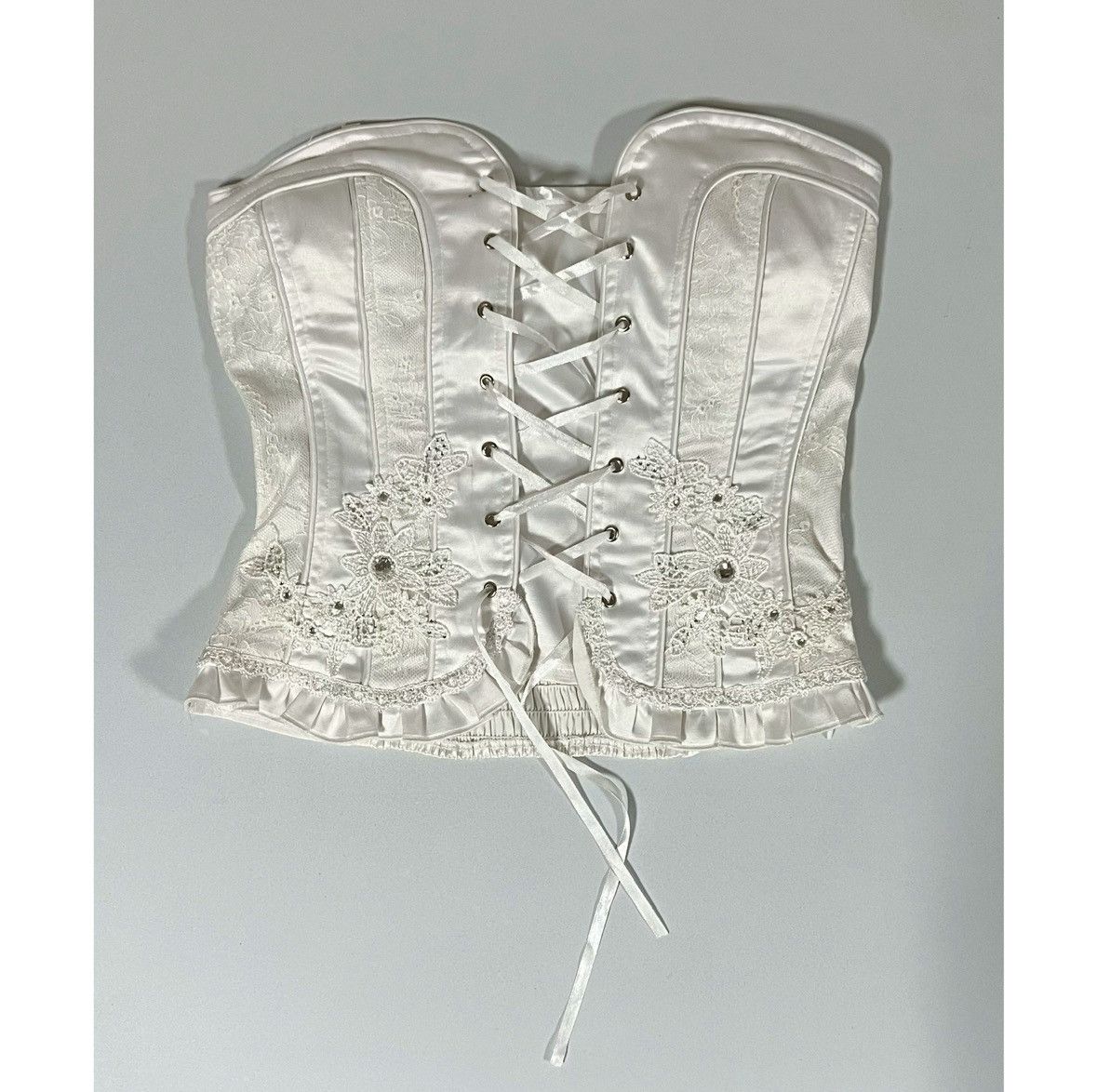 Vintage White Embroidered Floral Tie-Up Bridal Corset Top Lingerie 🤍 Size ONE SIZE - 4 Thumbnail