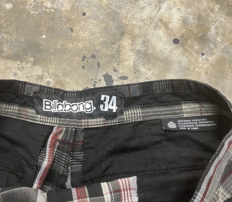 Billabong × Quiksilver × Vintage Y2K Billabong Plaid Rayon Shorts Size US 34 / EU 50 - 3 Thumbnail