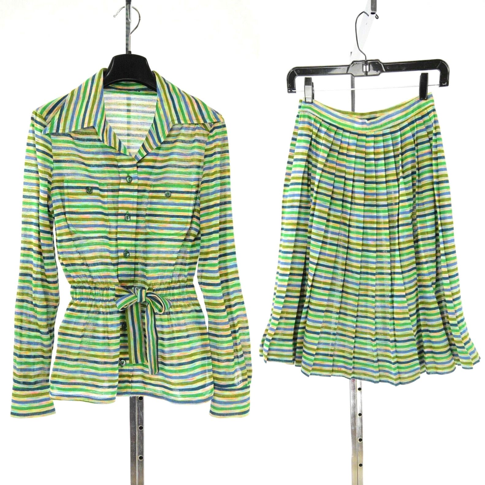 image of 70's Vintage Space Dyed Psychedelic Striped Skirt Set Size 0 Vintage Wool Outfit in White, Women's