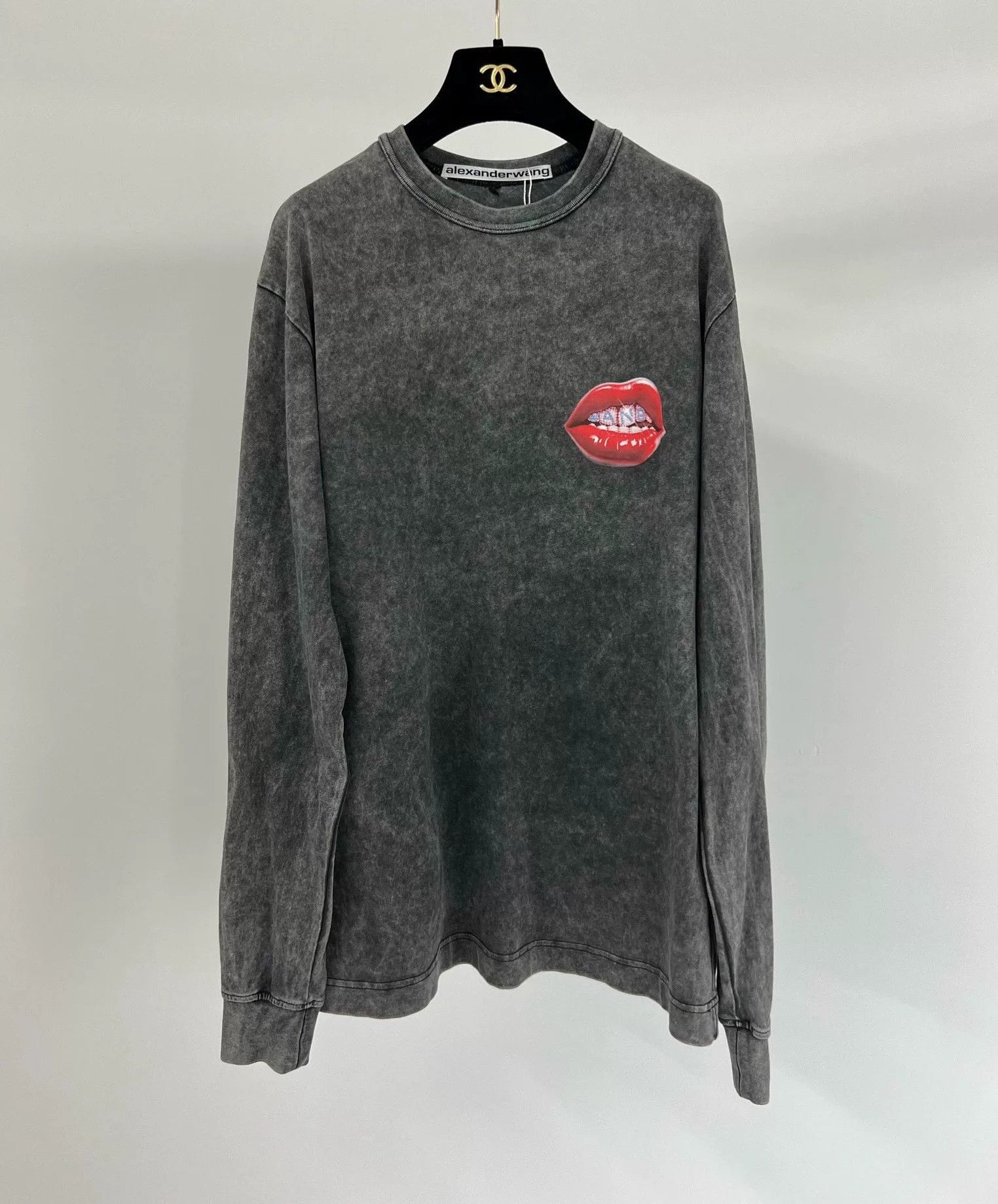 Alexander Wang Alexander Wang Gray Red Lips Sweatshirt Size XS / US 0-2 / IT 36-38 - 1 Thumbnail