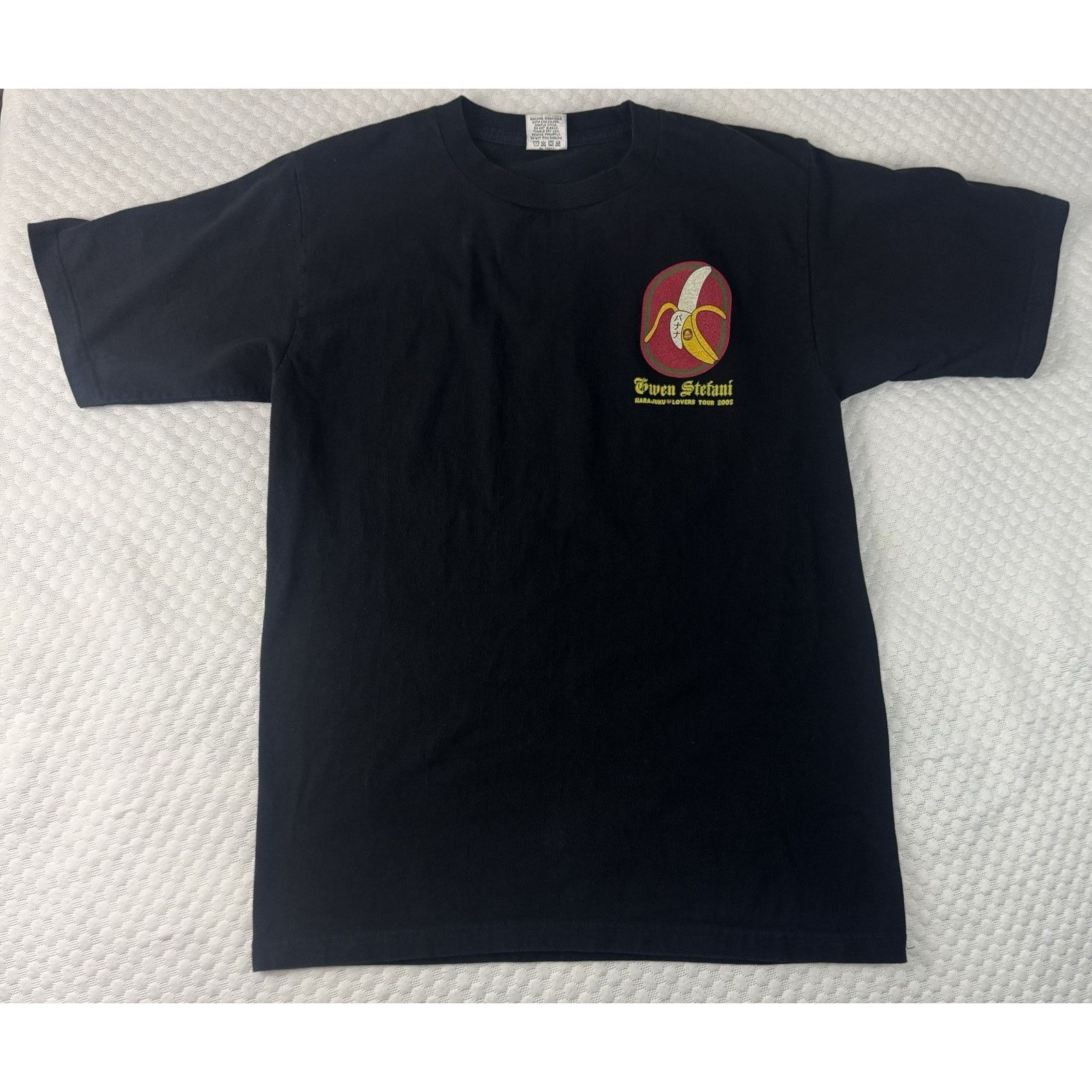 Other 2005 Gwen Stefani Harajuku Lovers Tour Banana Graphic Tee M Size US M / EU 48-50 / 2 - 1 Thumbnail